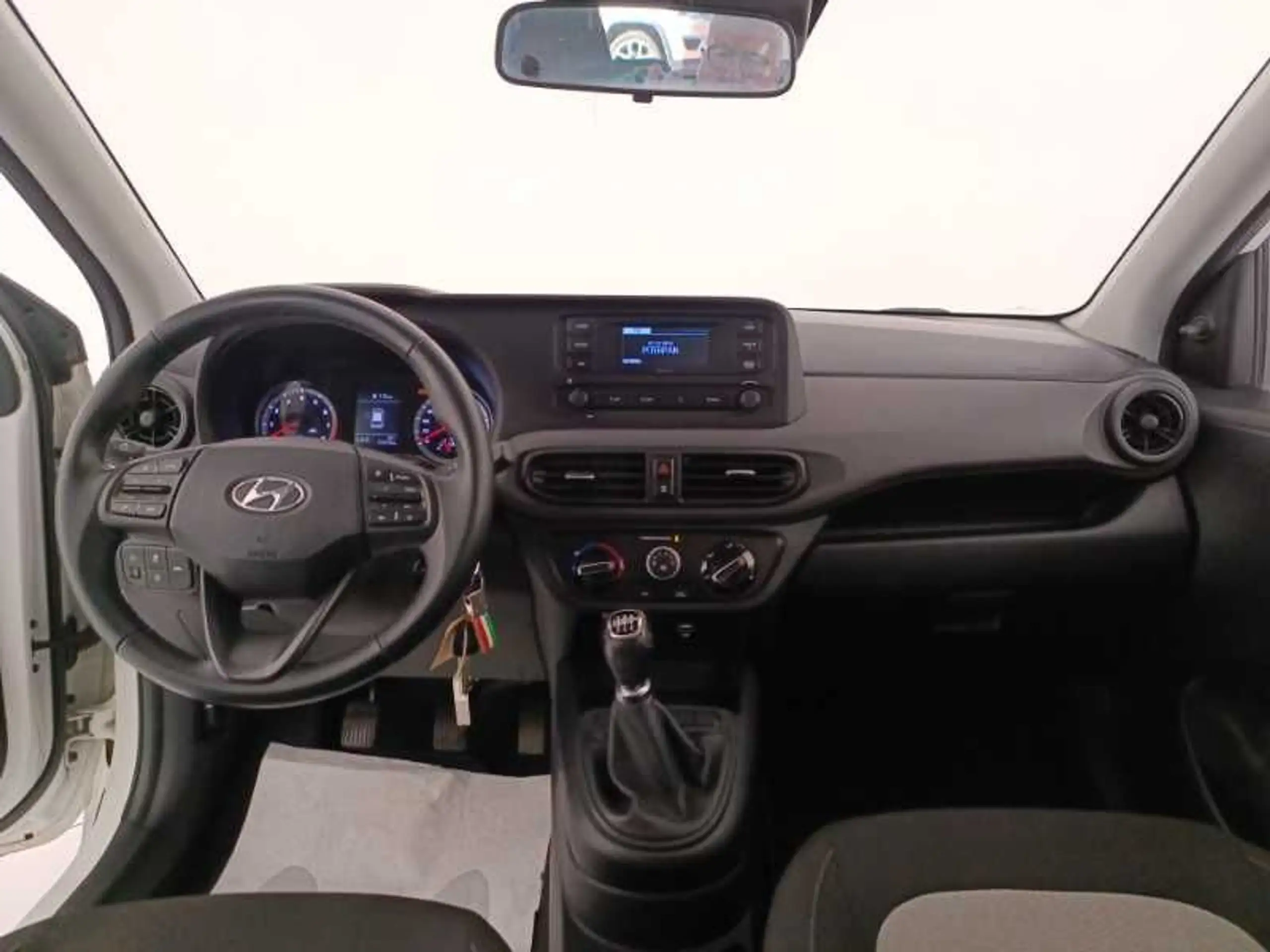 Hyundai - i10