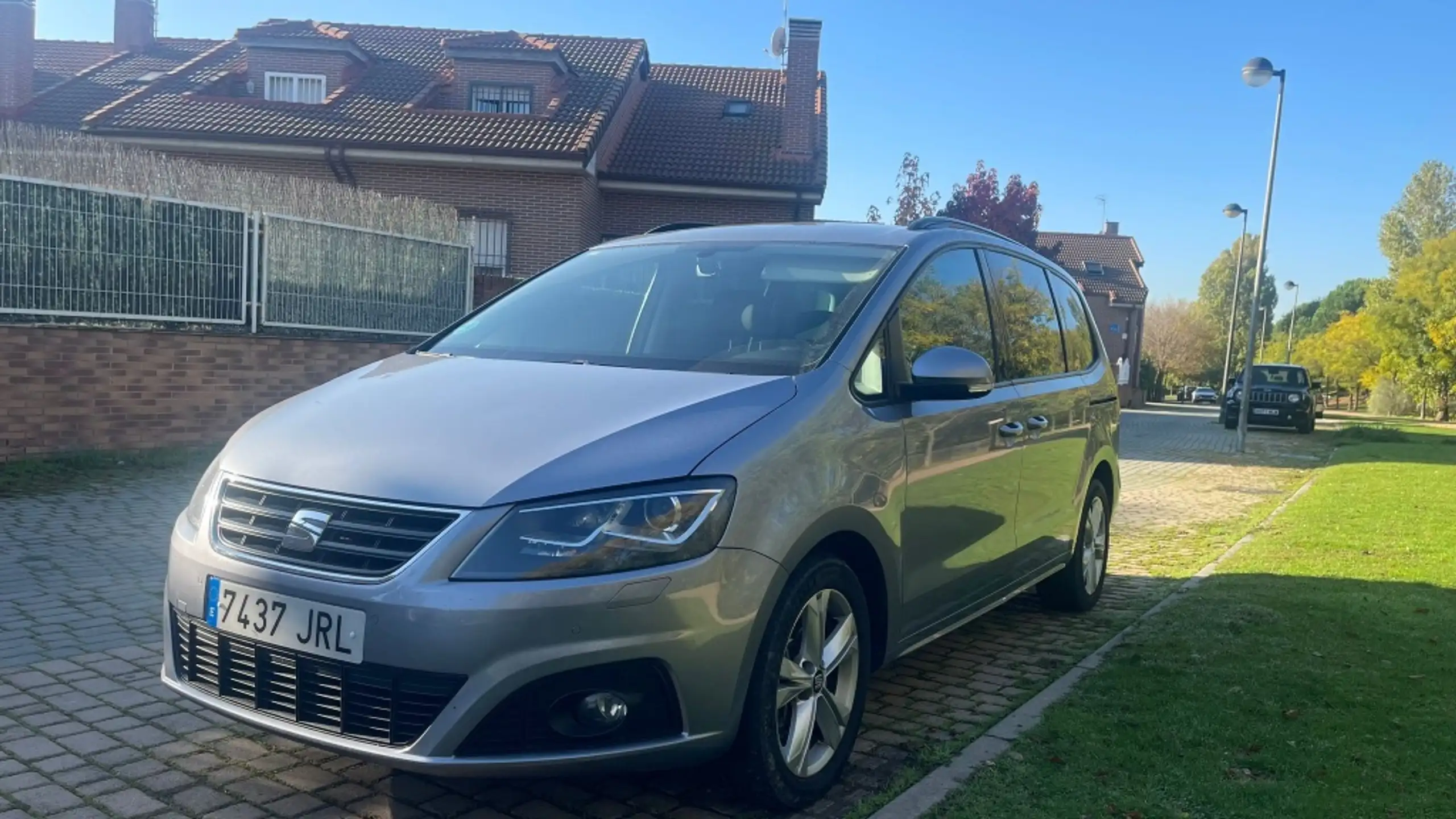 SEAT - Alhambra