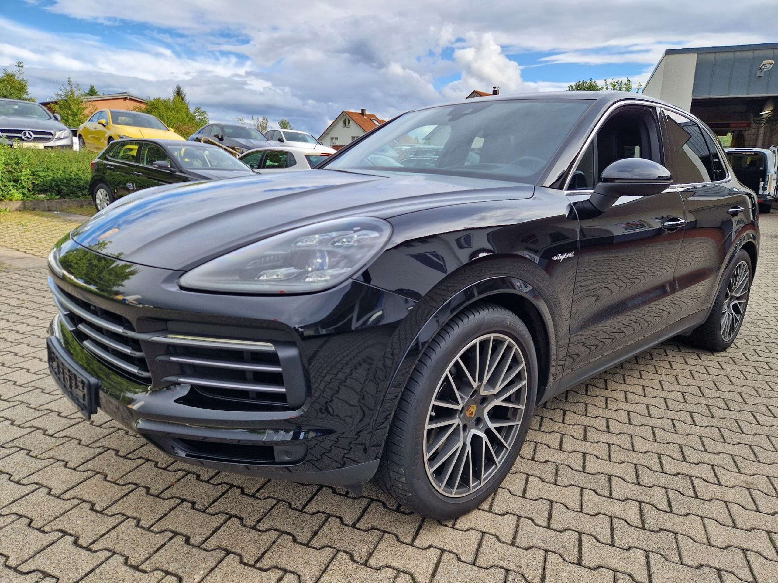 Porsche - Cayenne