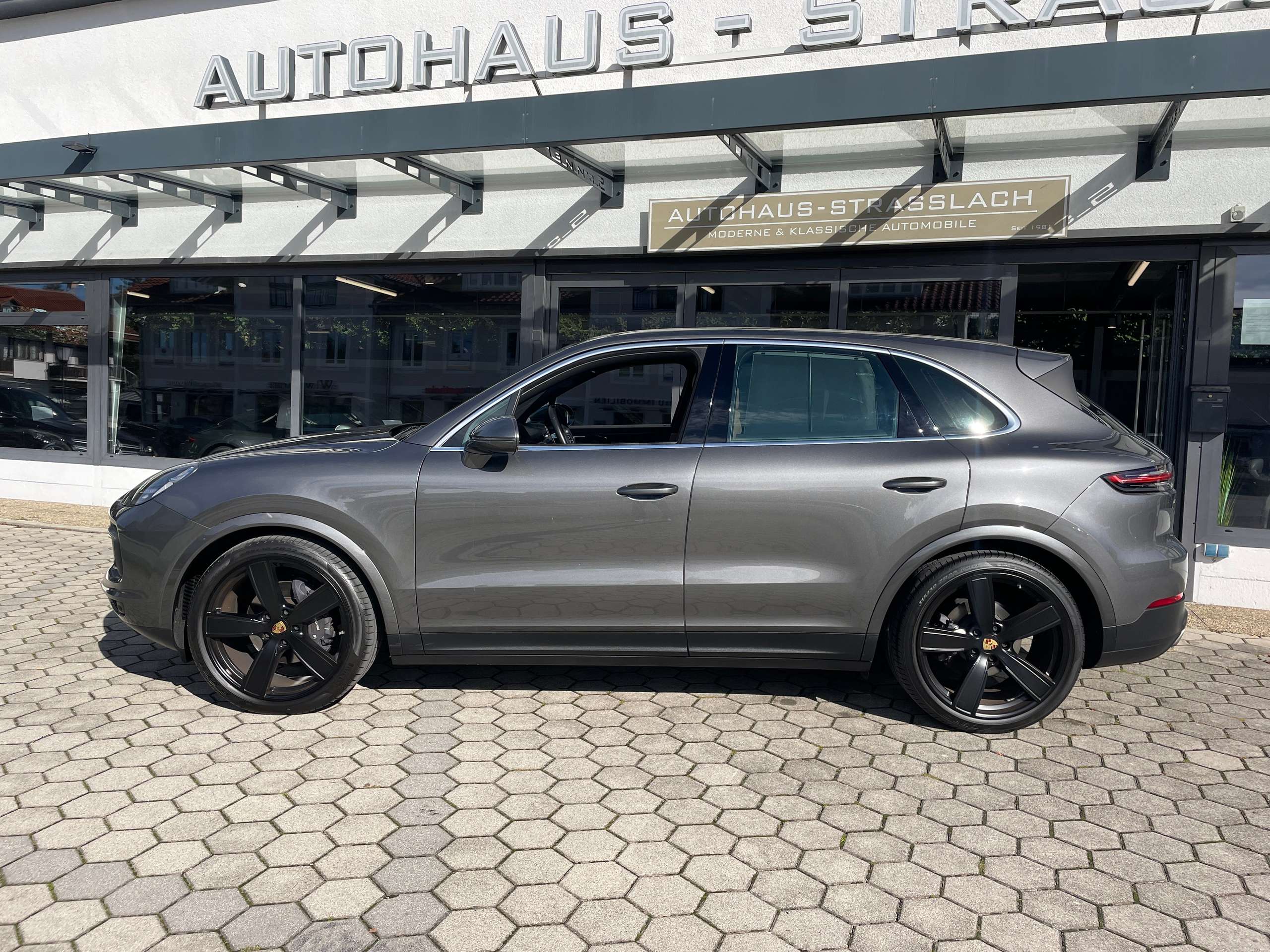 Porsche - Cayenne