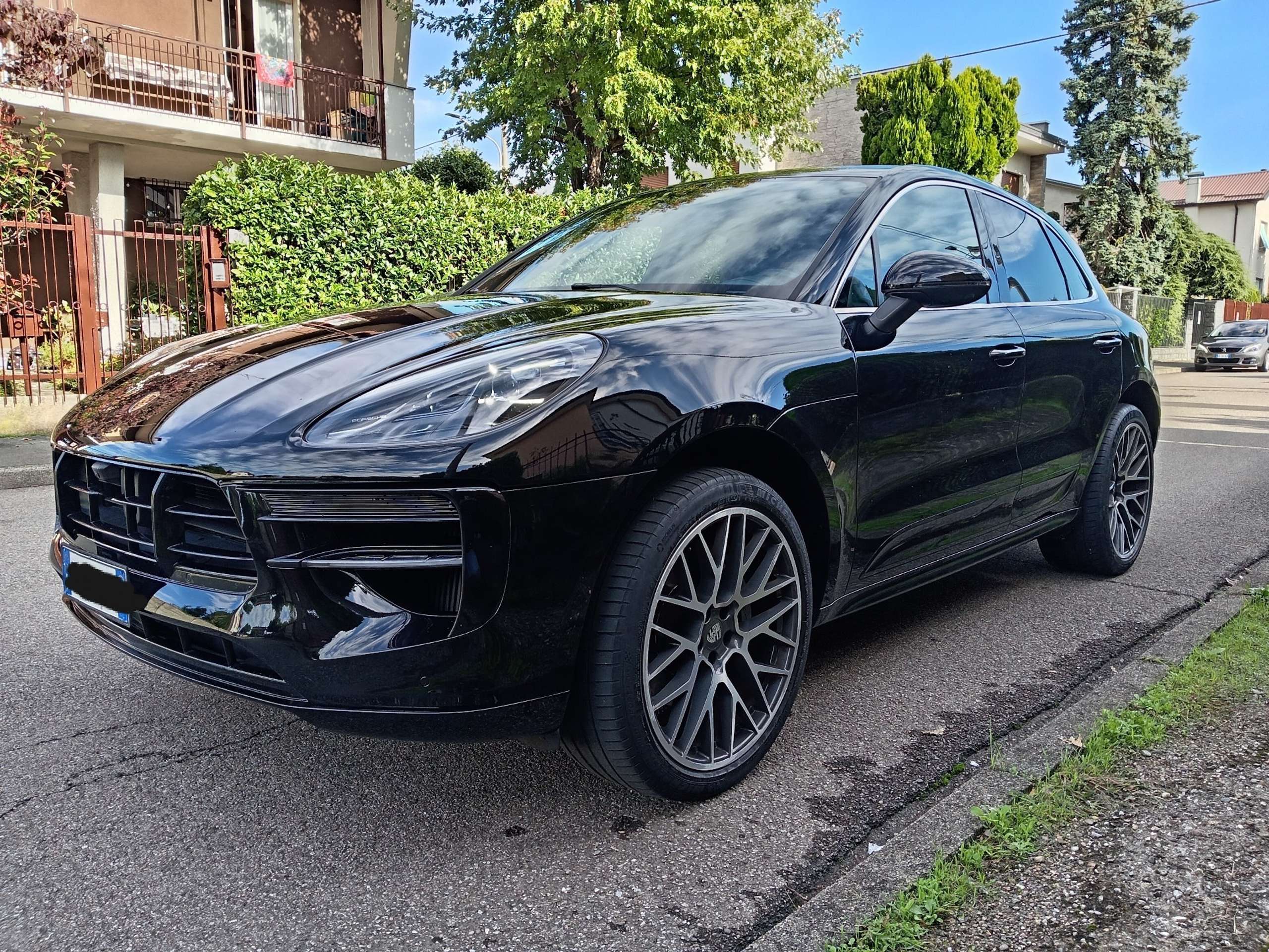 Porsche - Macan