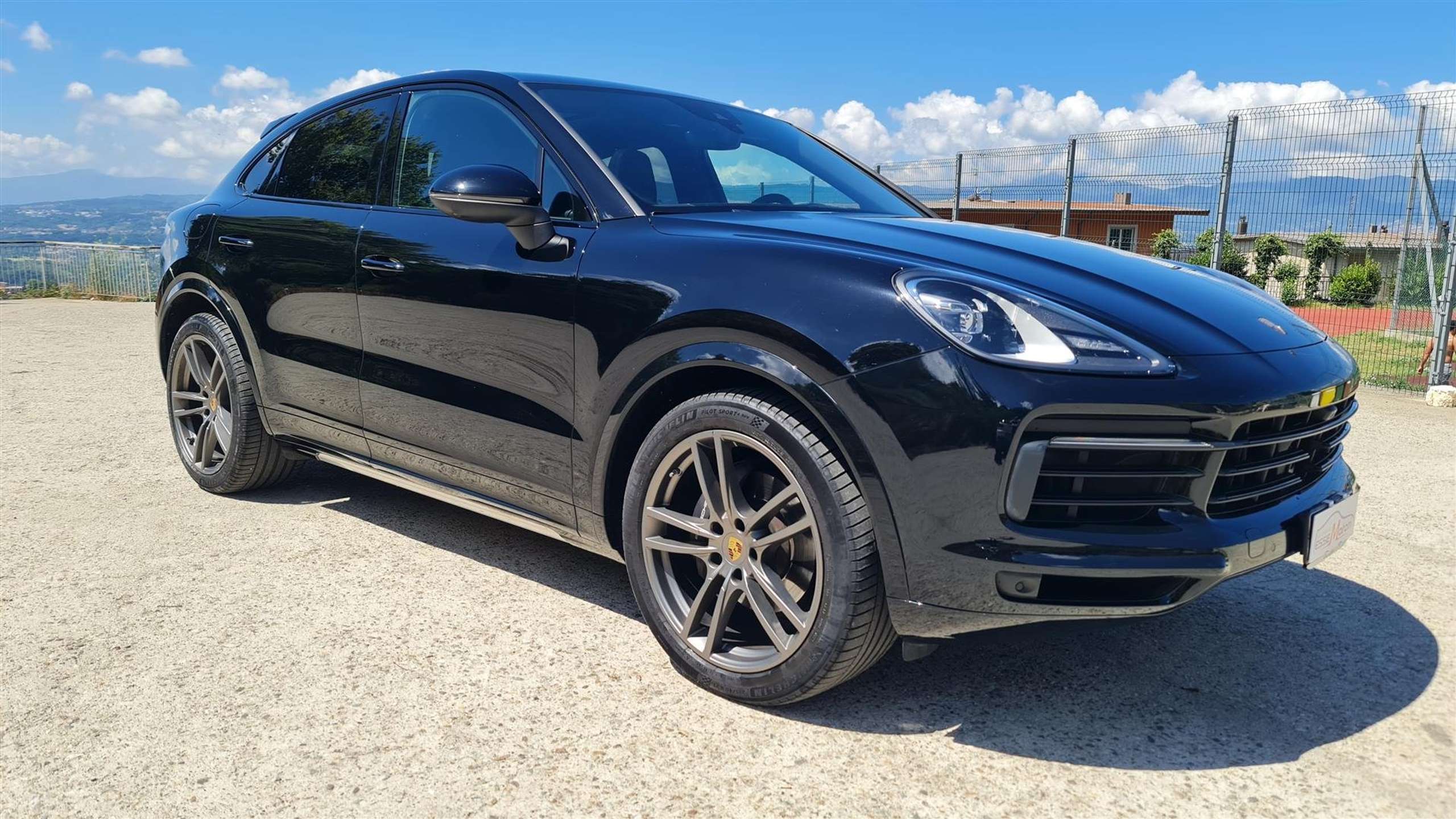 Porsche - Cayenne