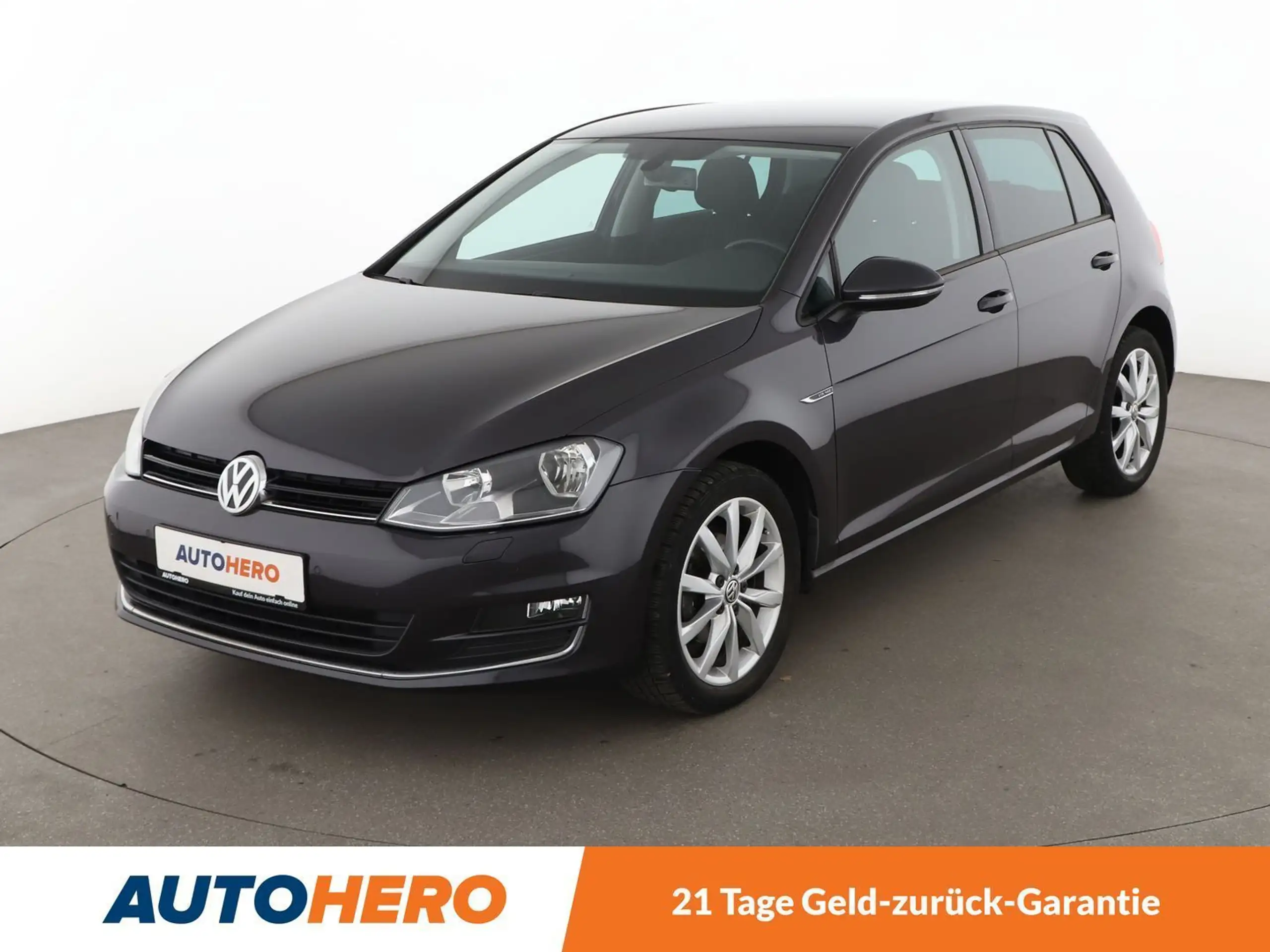 Volkswagen - Golf