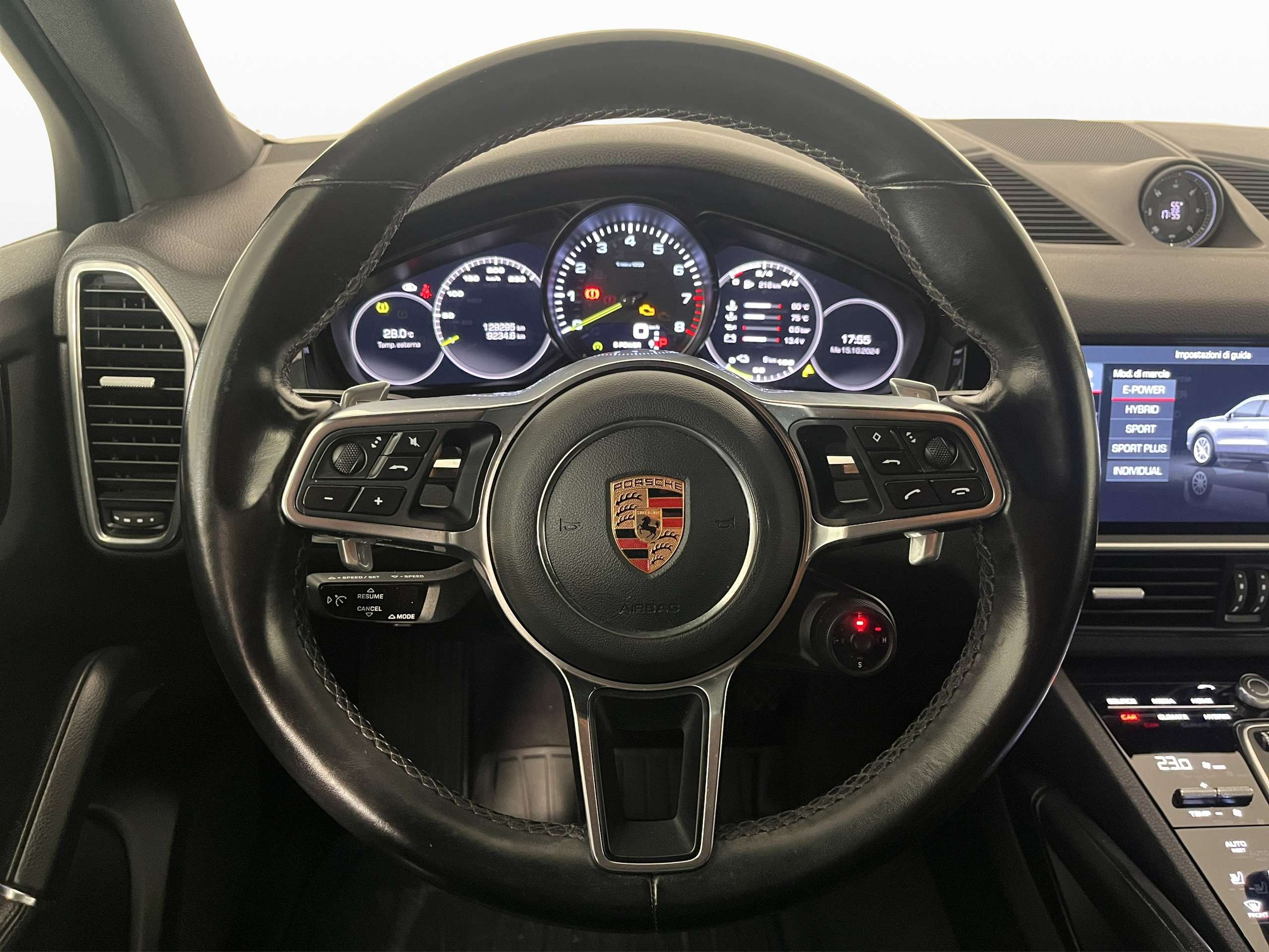 Porsche - Cayenne