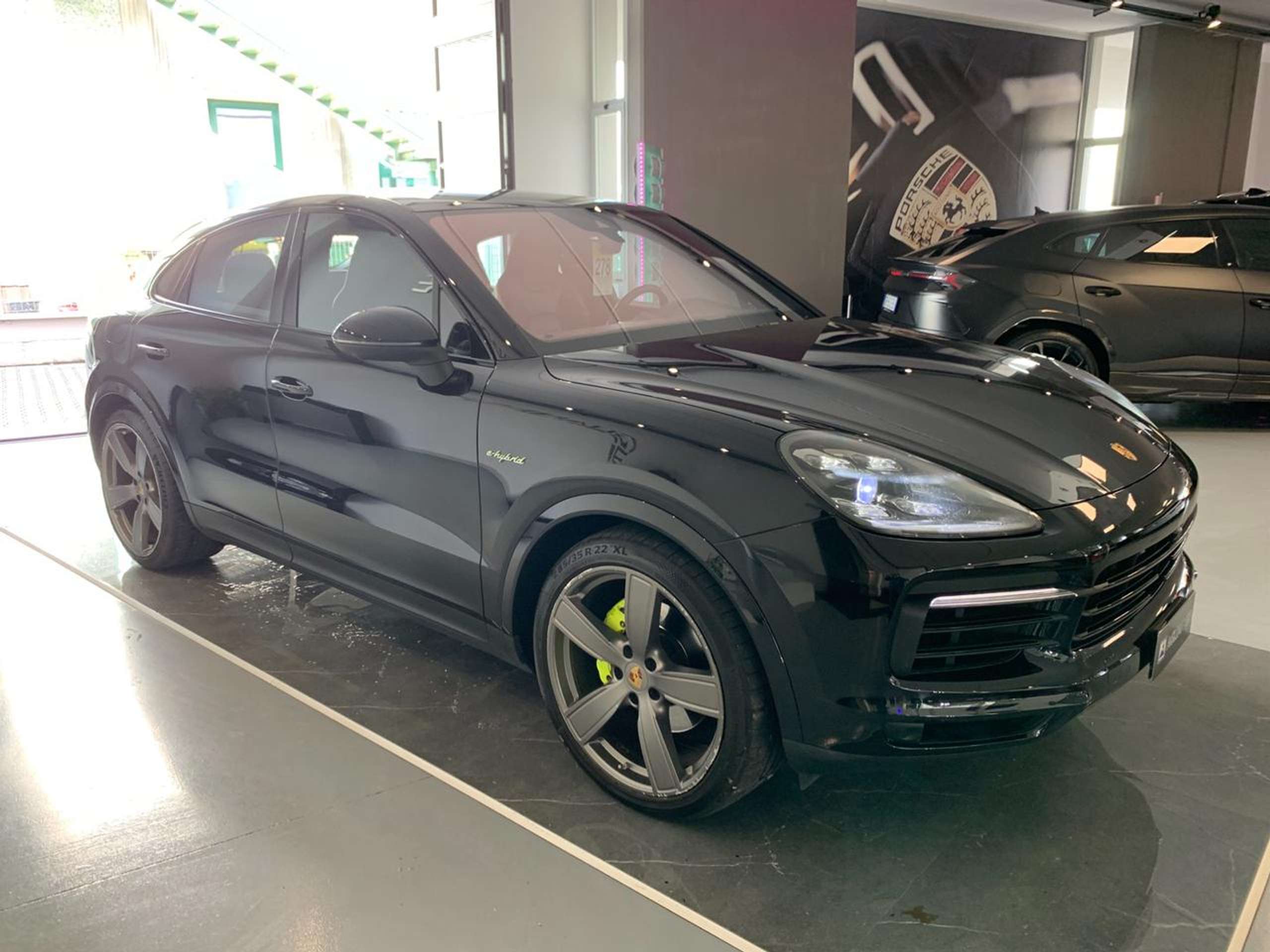 Porsche - Cayenne