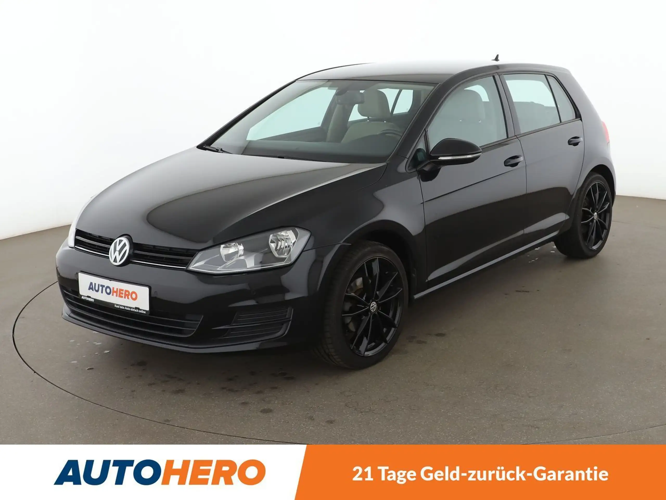 Volkswagen - Golf