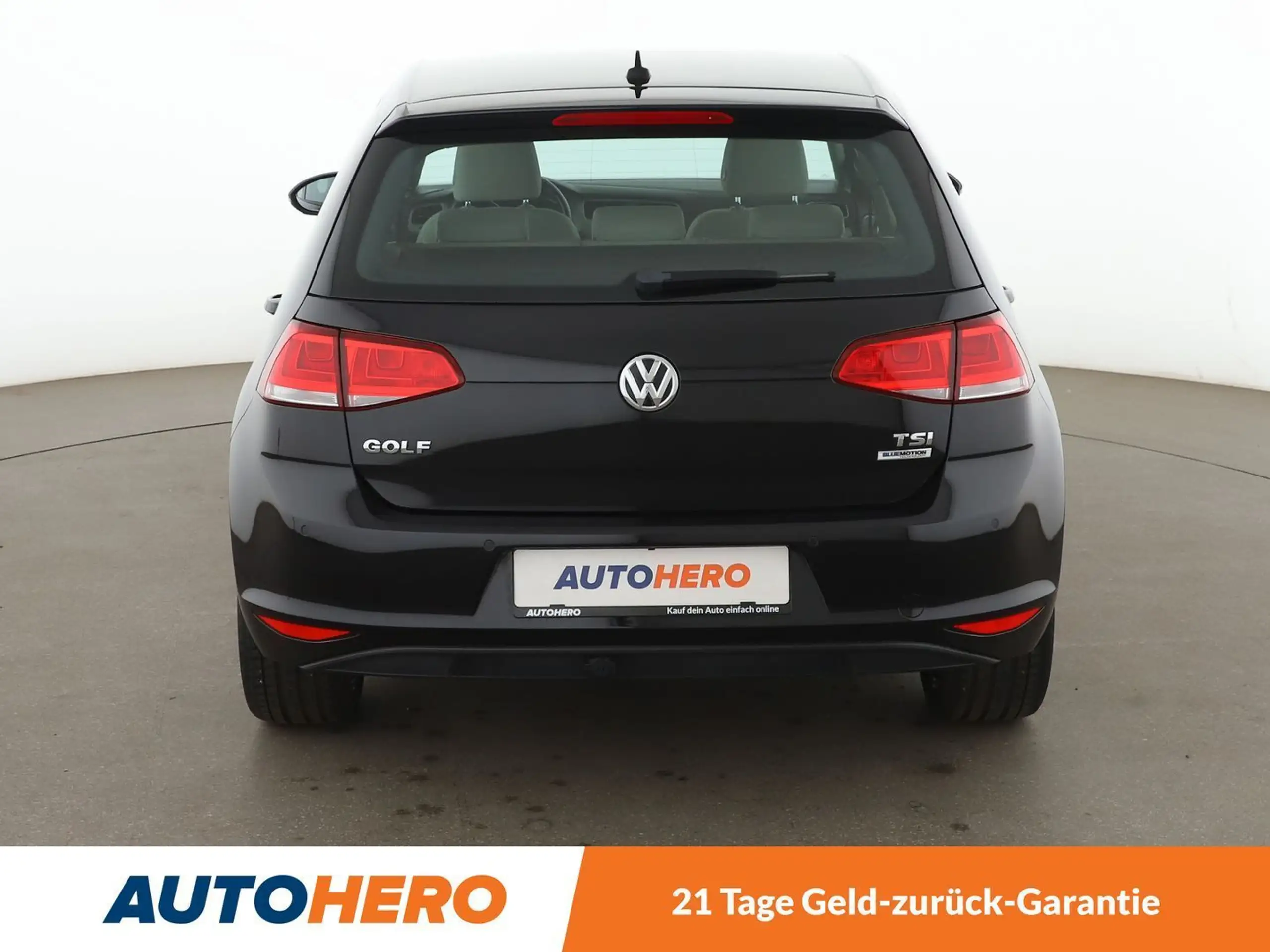 Volkswagen - Golf