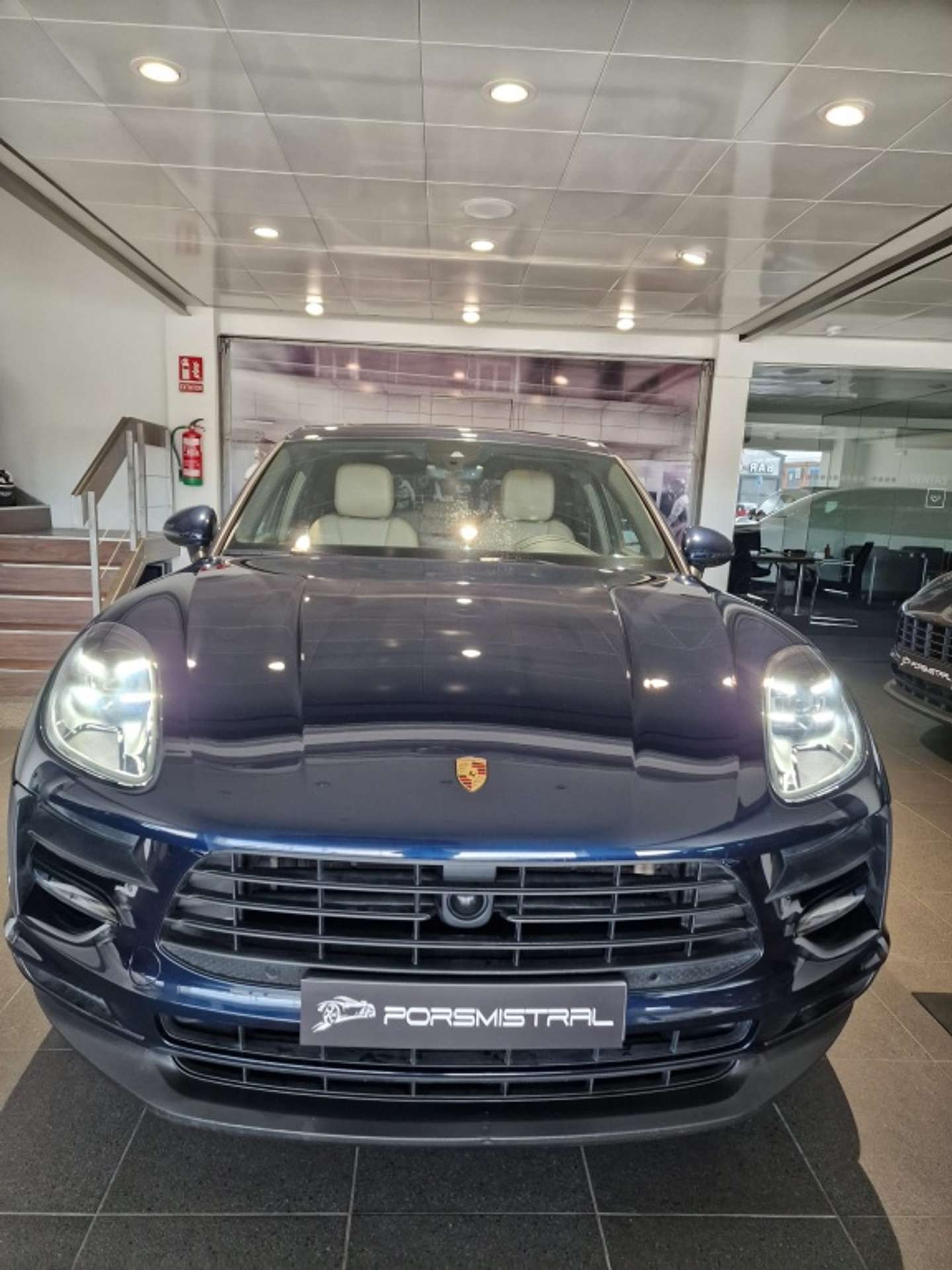 Porsche - Macan