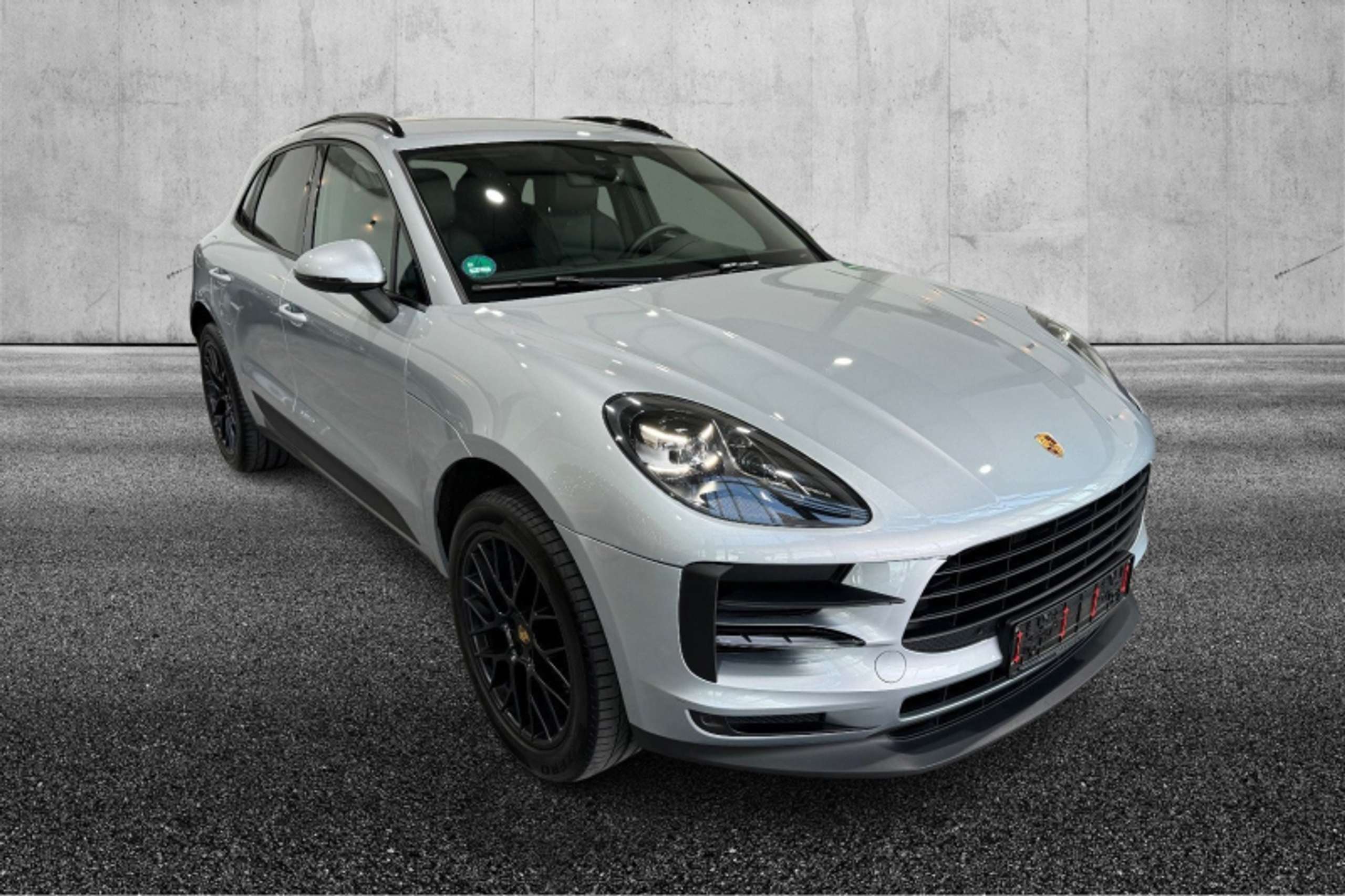 Porsche - Macan