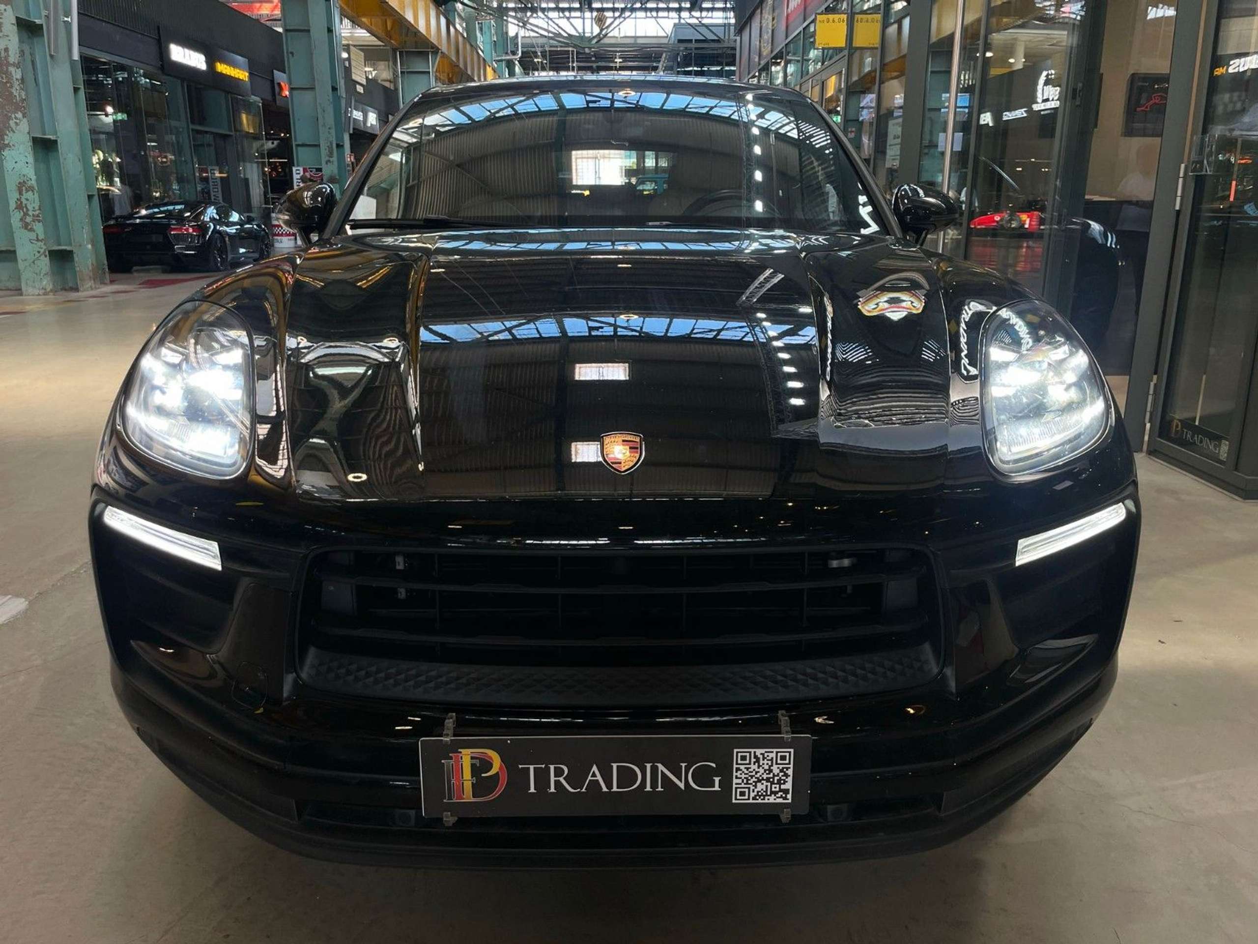 Porsche - Macan