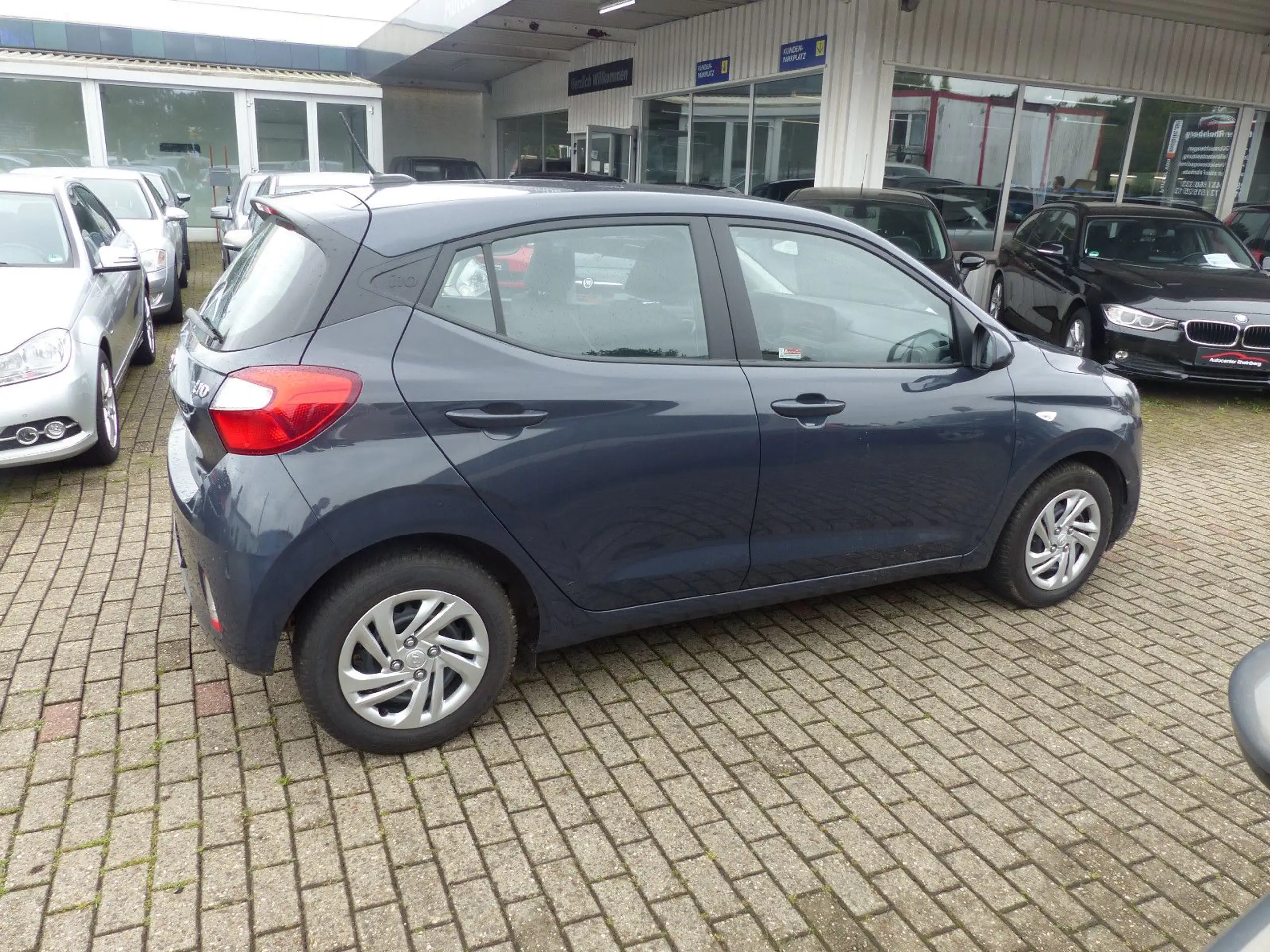 Hyundai - i10