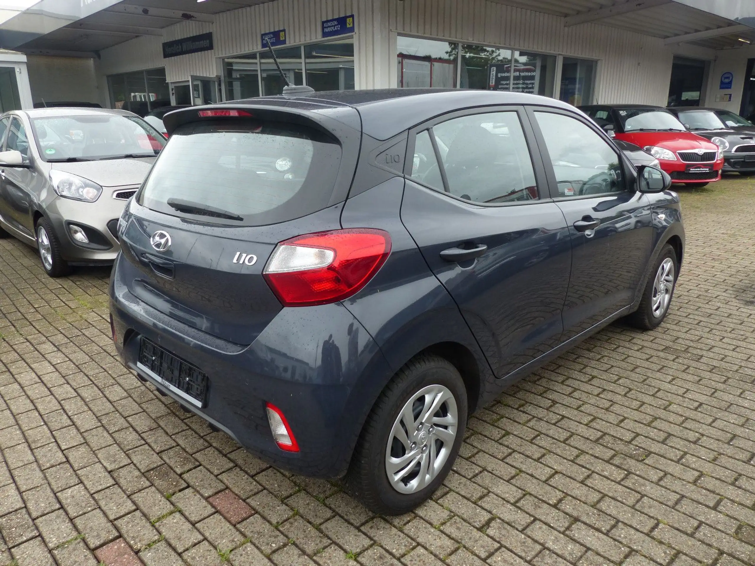 Hyundai - i10