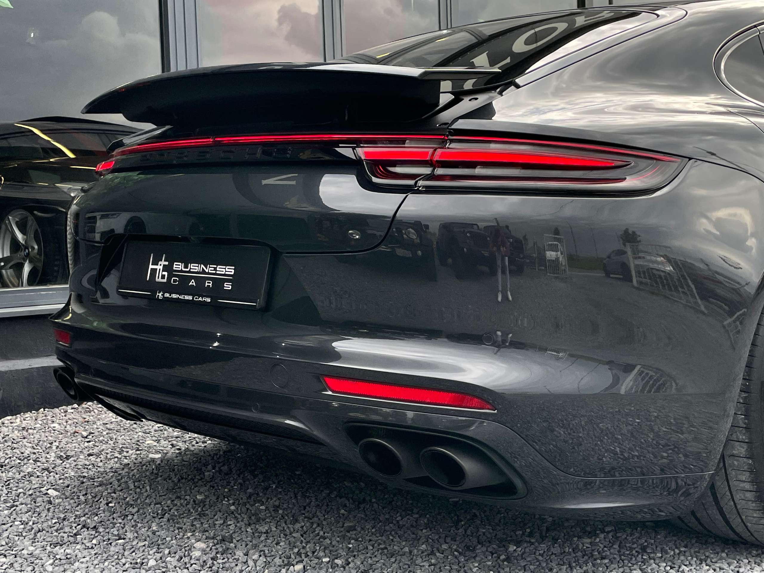 Porsche - Panamera