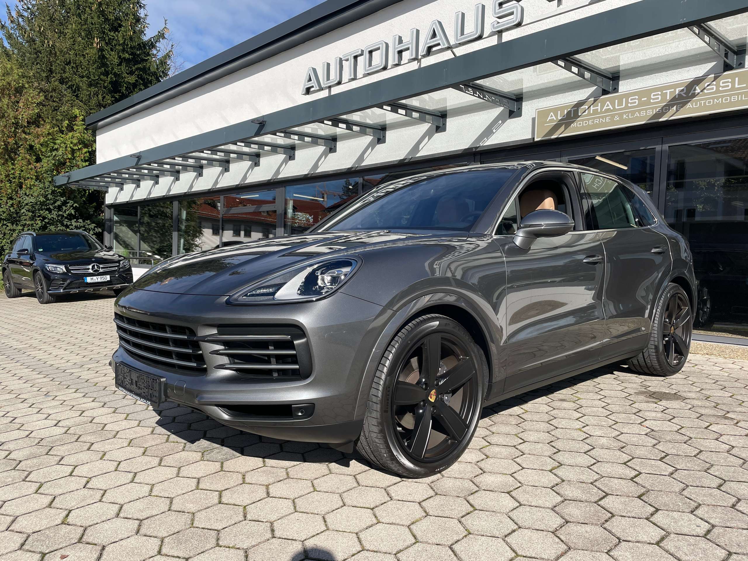 Porsche - Cayenne