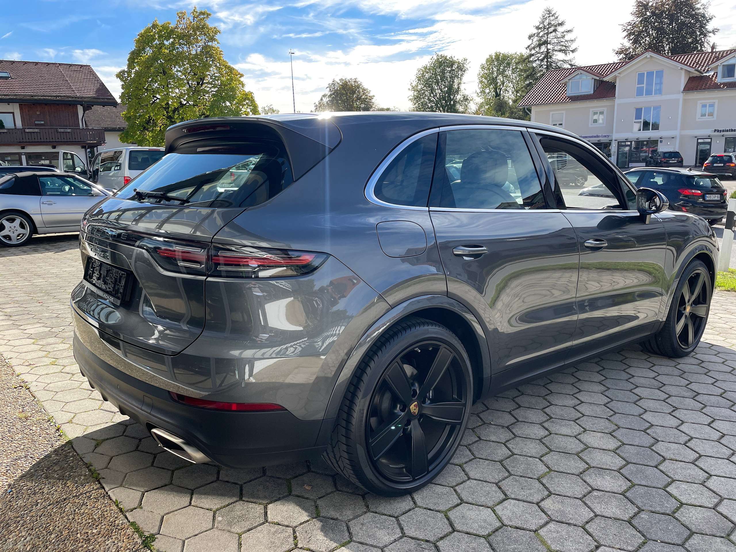 Porsche - Cayenne