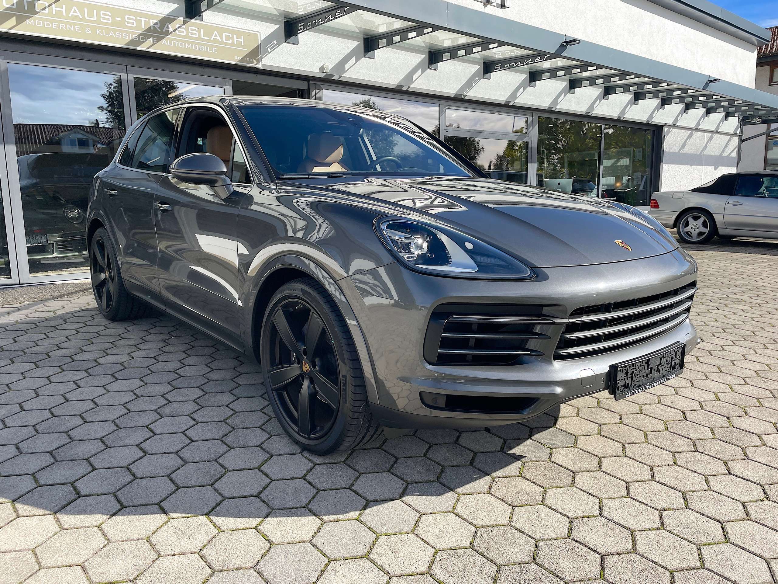 Porsche - Cayenne