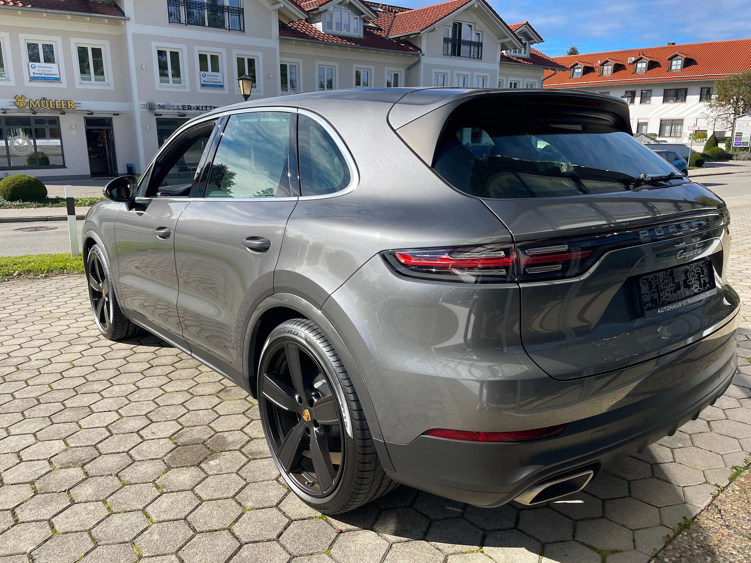 Porsche - Cayenne