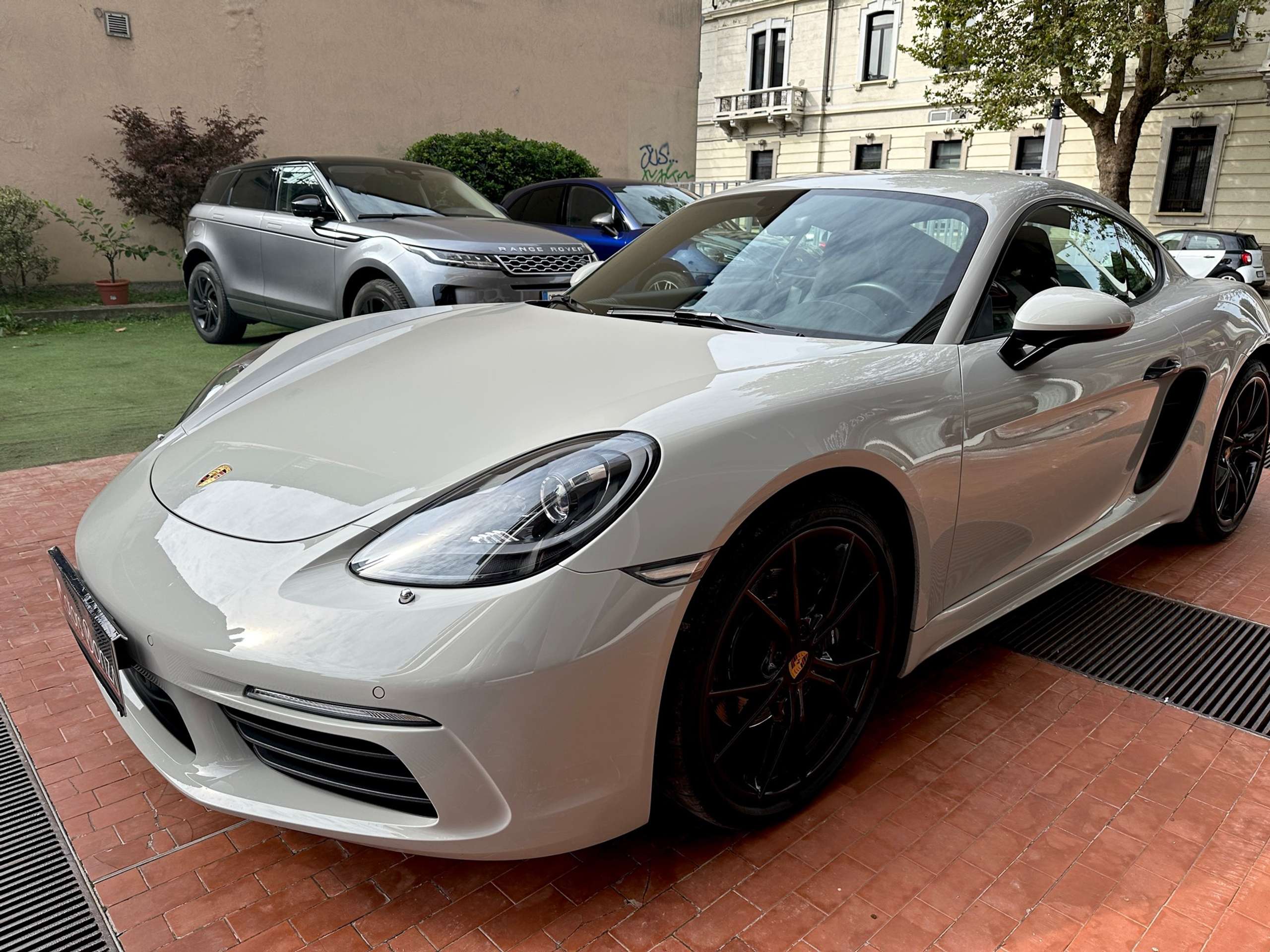 Porsche - Cayman