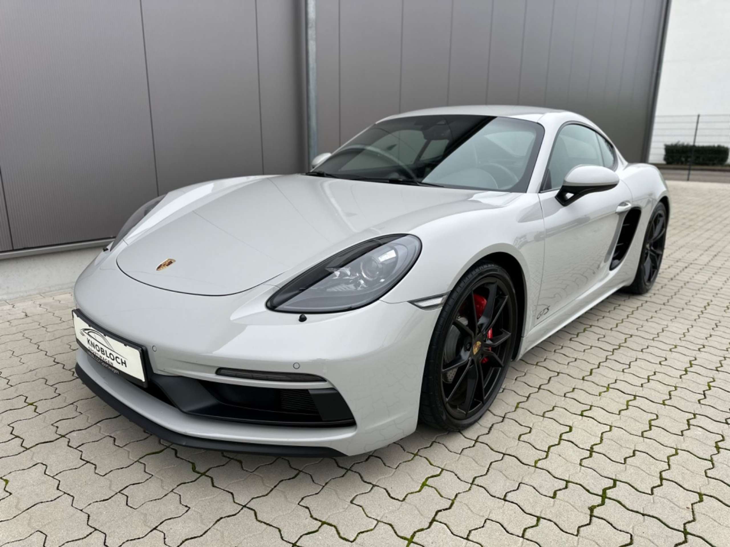 Porsche - Cayman