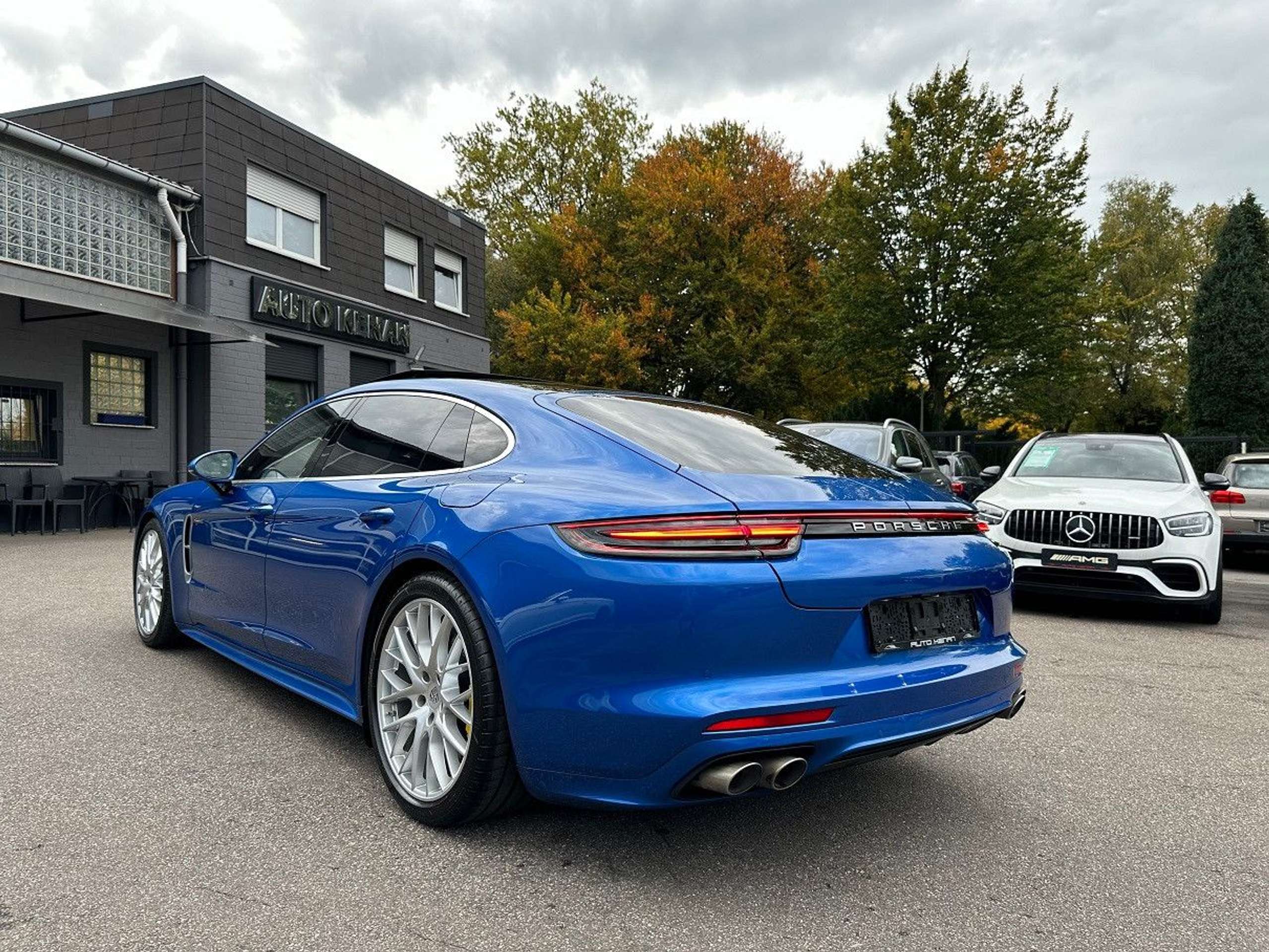 Porsche - Panamera