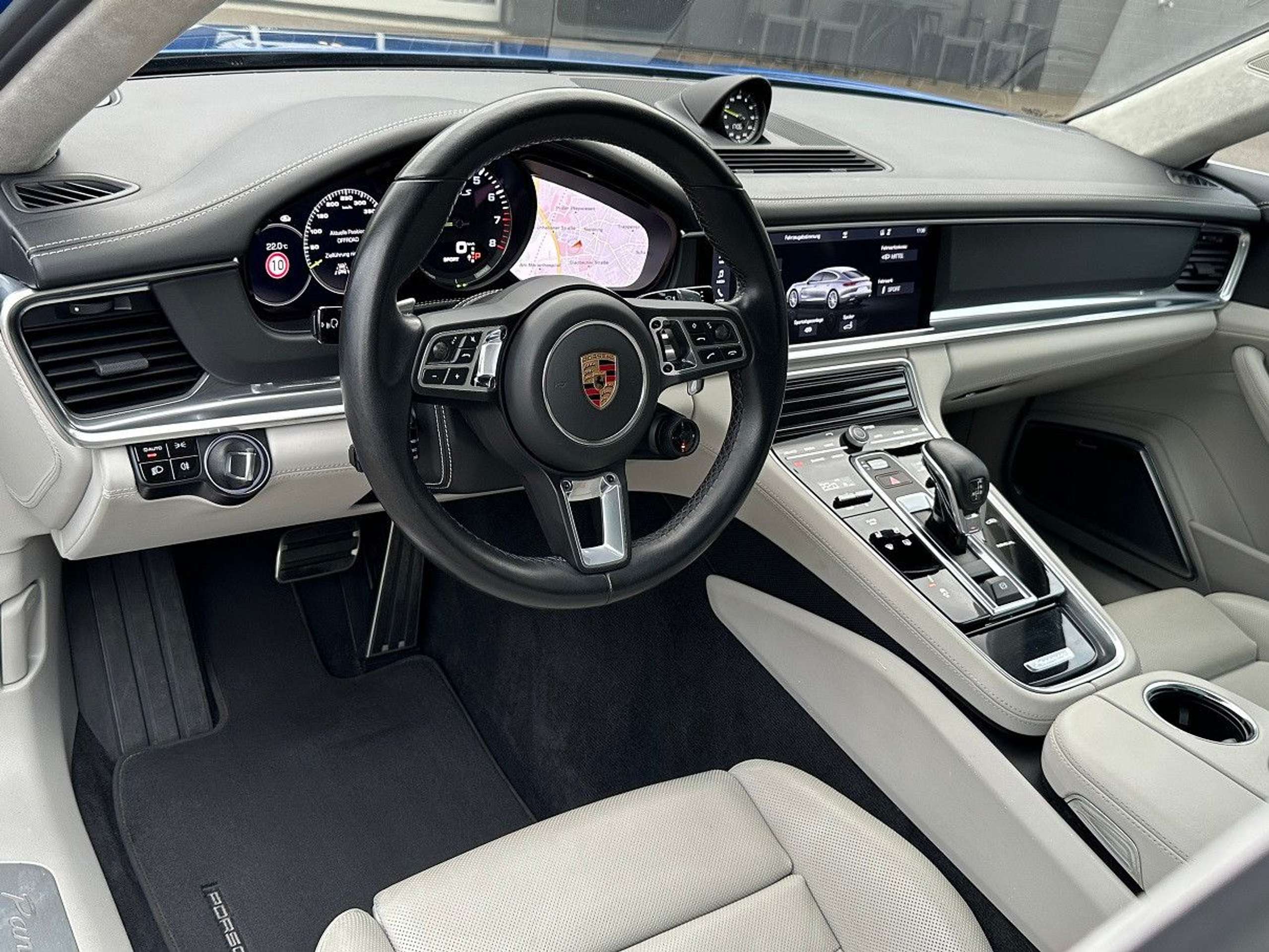 Porsche - Panamera