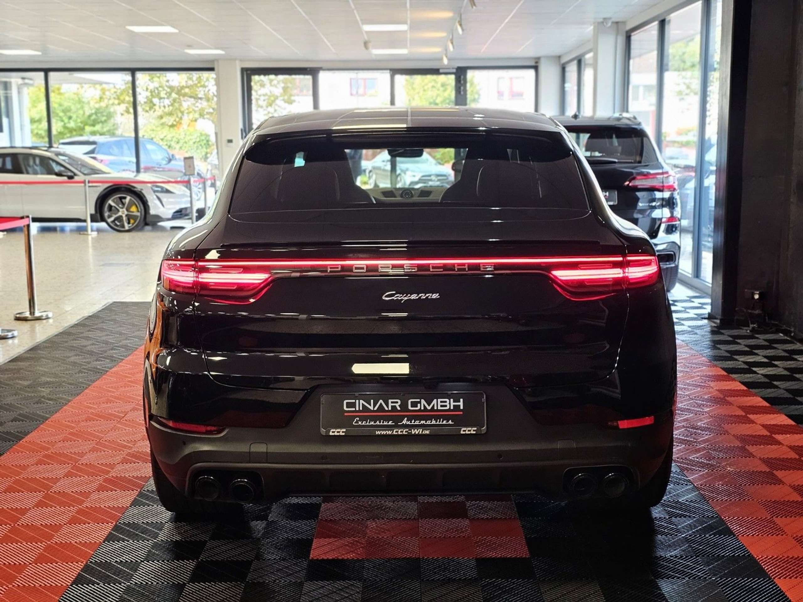 Porsche - Cayenne