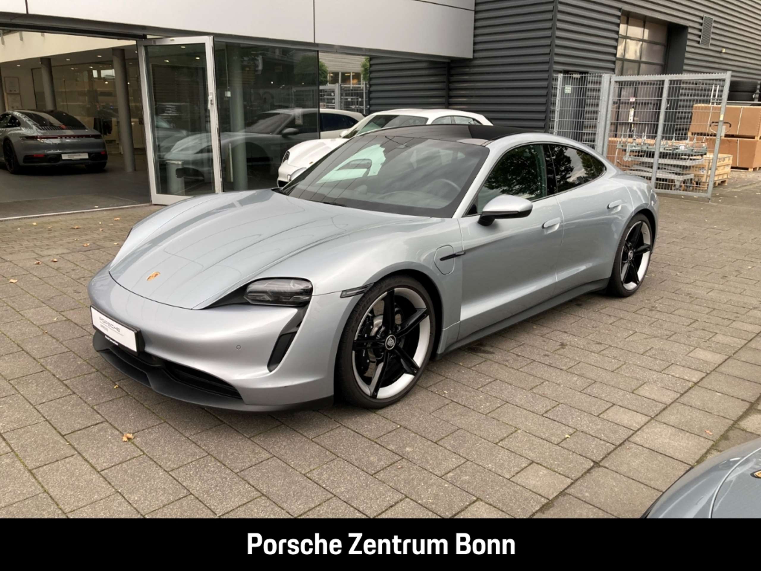 Porsche - Taycan