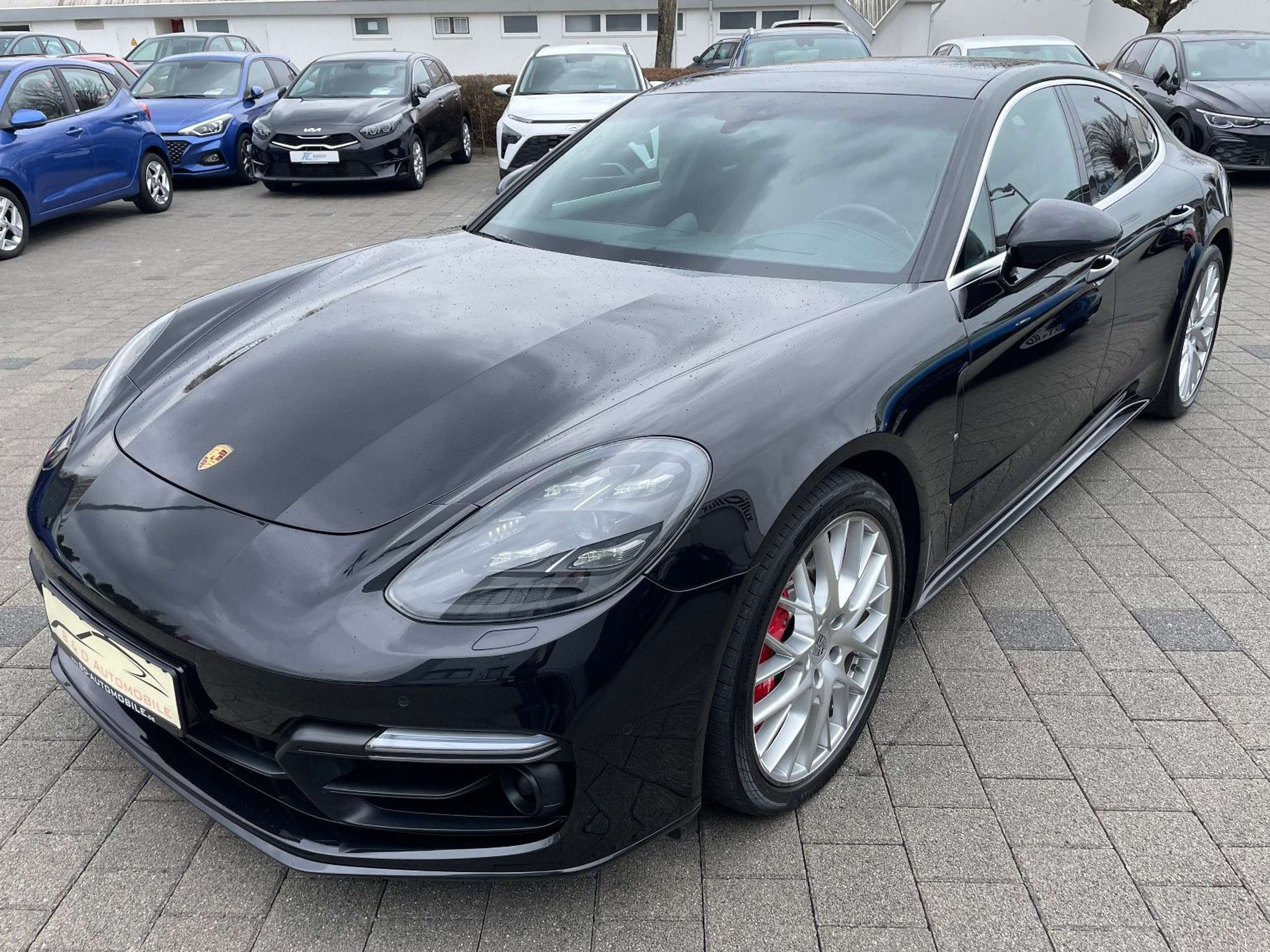 Porsche - Panamera