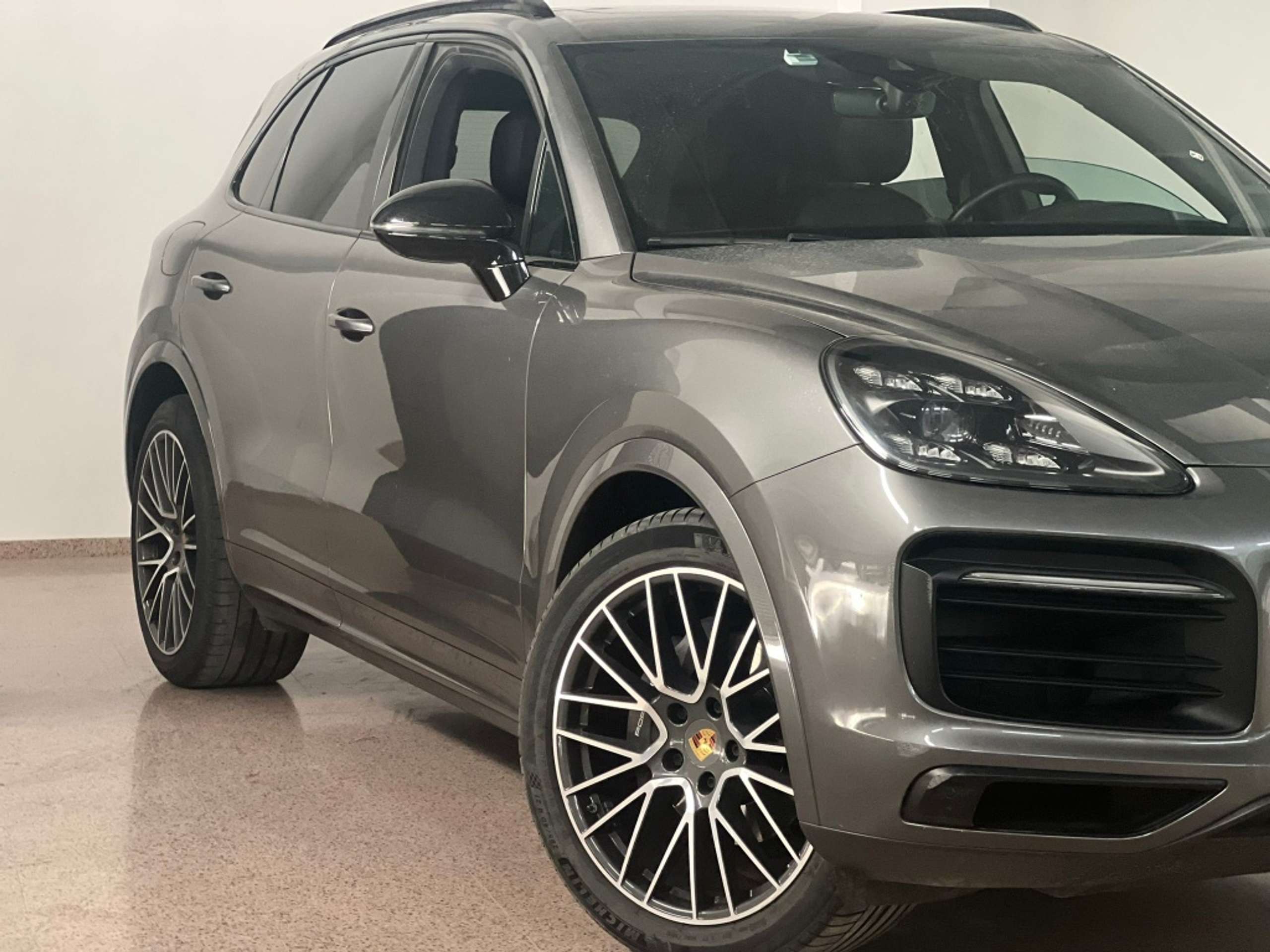 Porsche - Cayenne