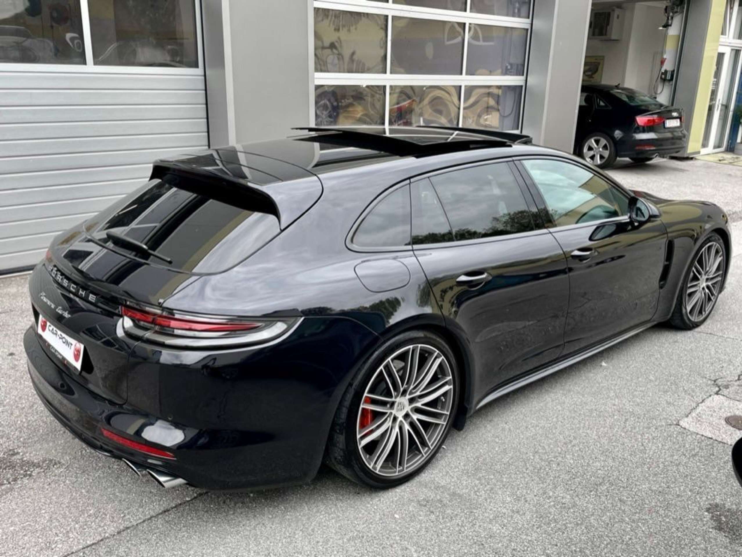 Porsche - Panamera