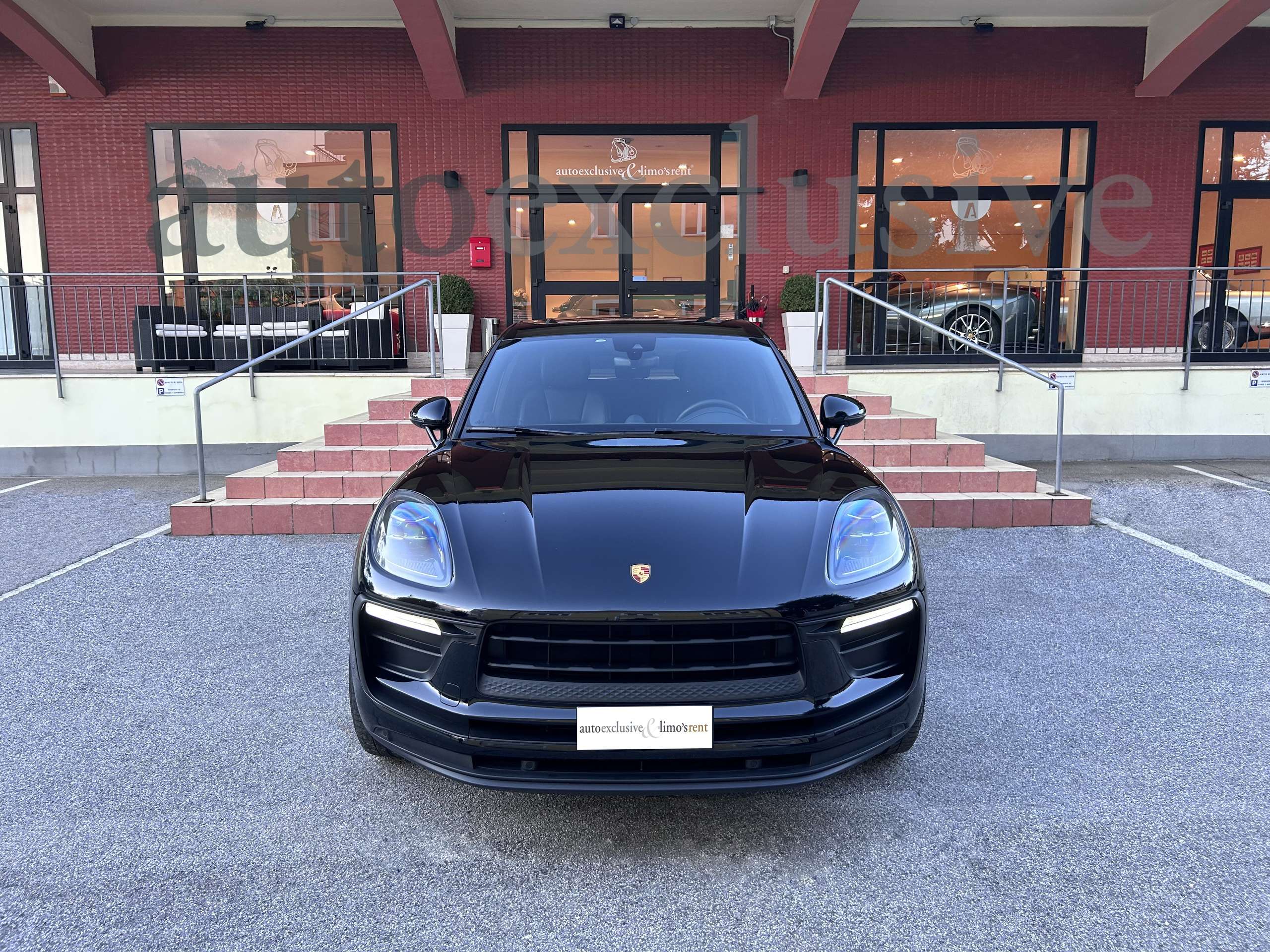 Porsche - Macan