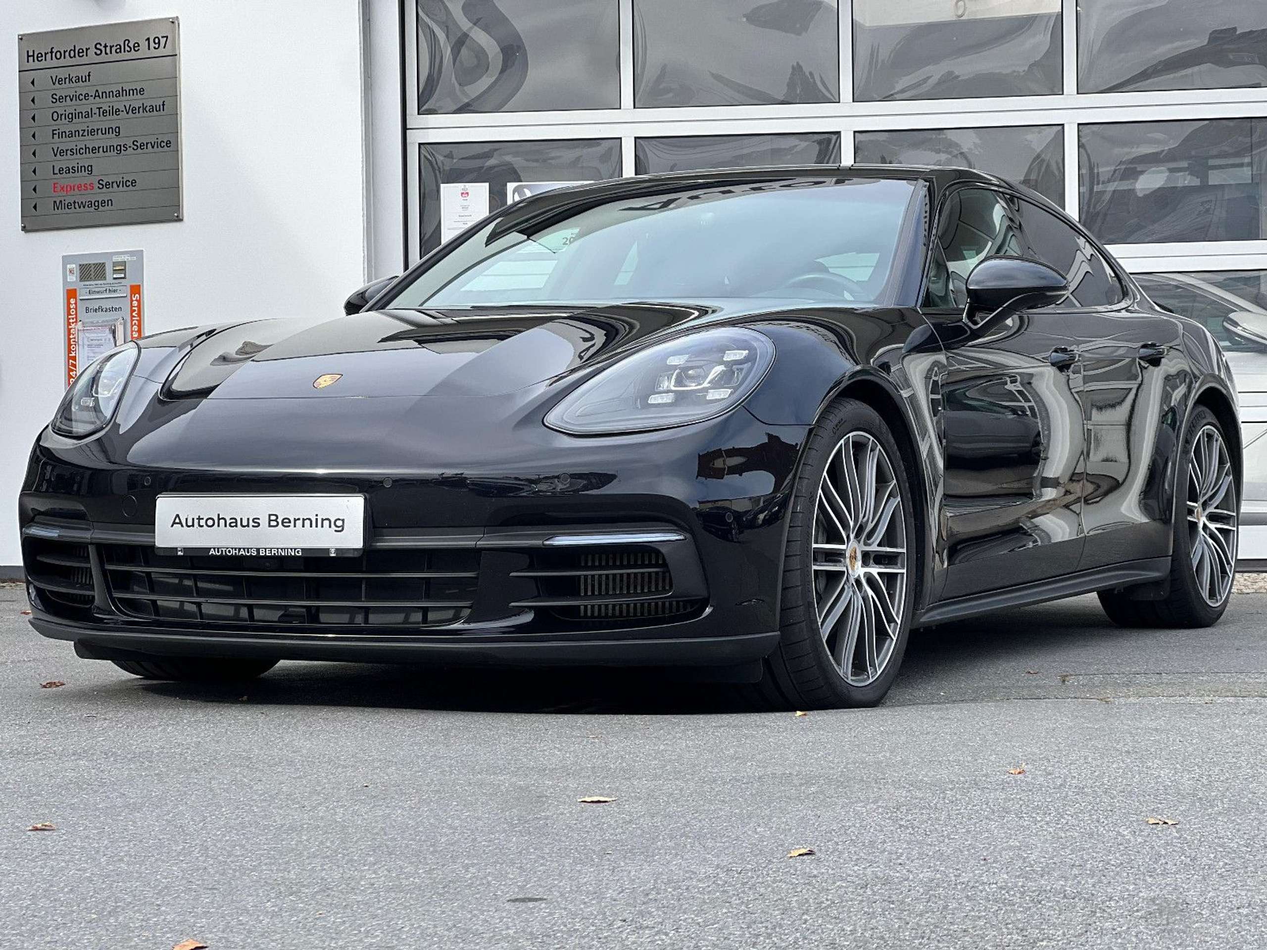 Porsche - Panamera