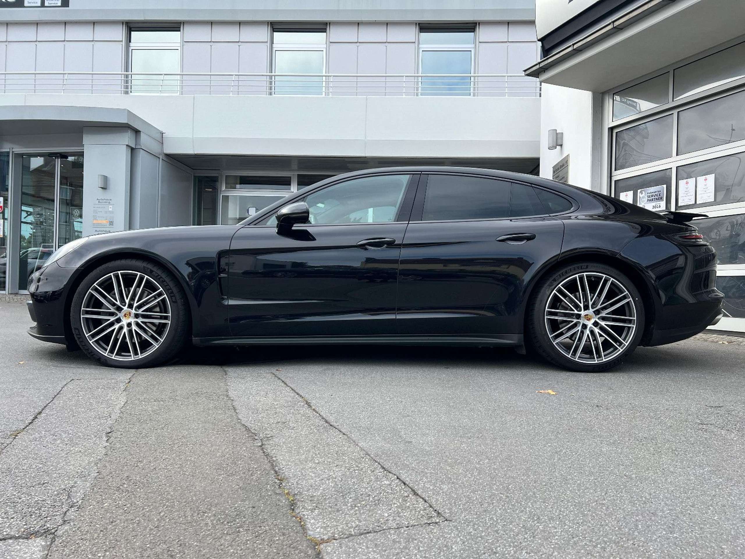 Porsche - Panamera