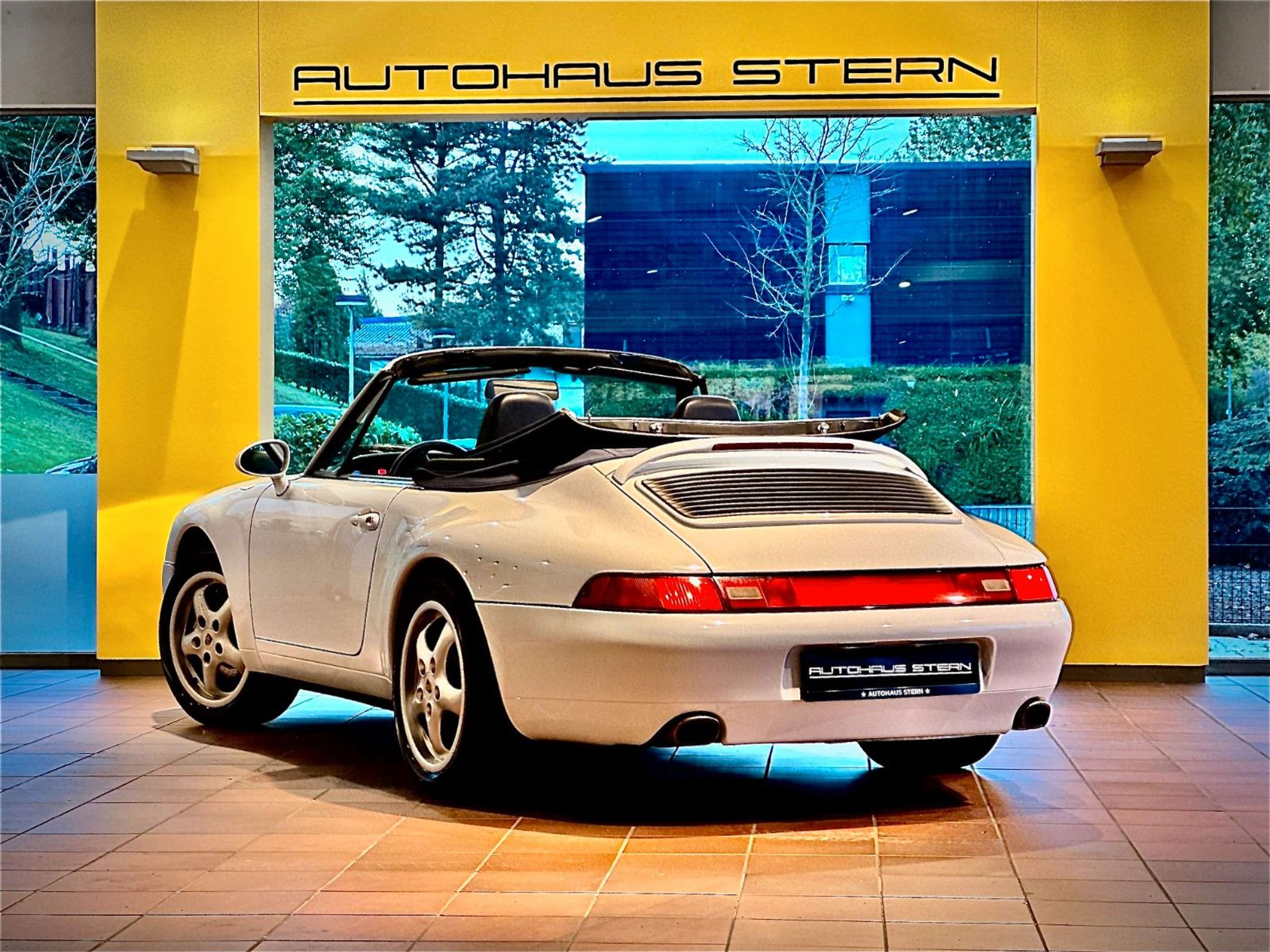 Porsche - 993