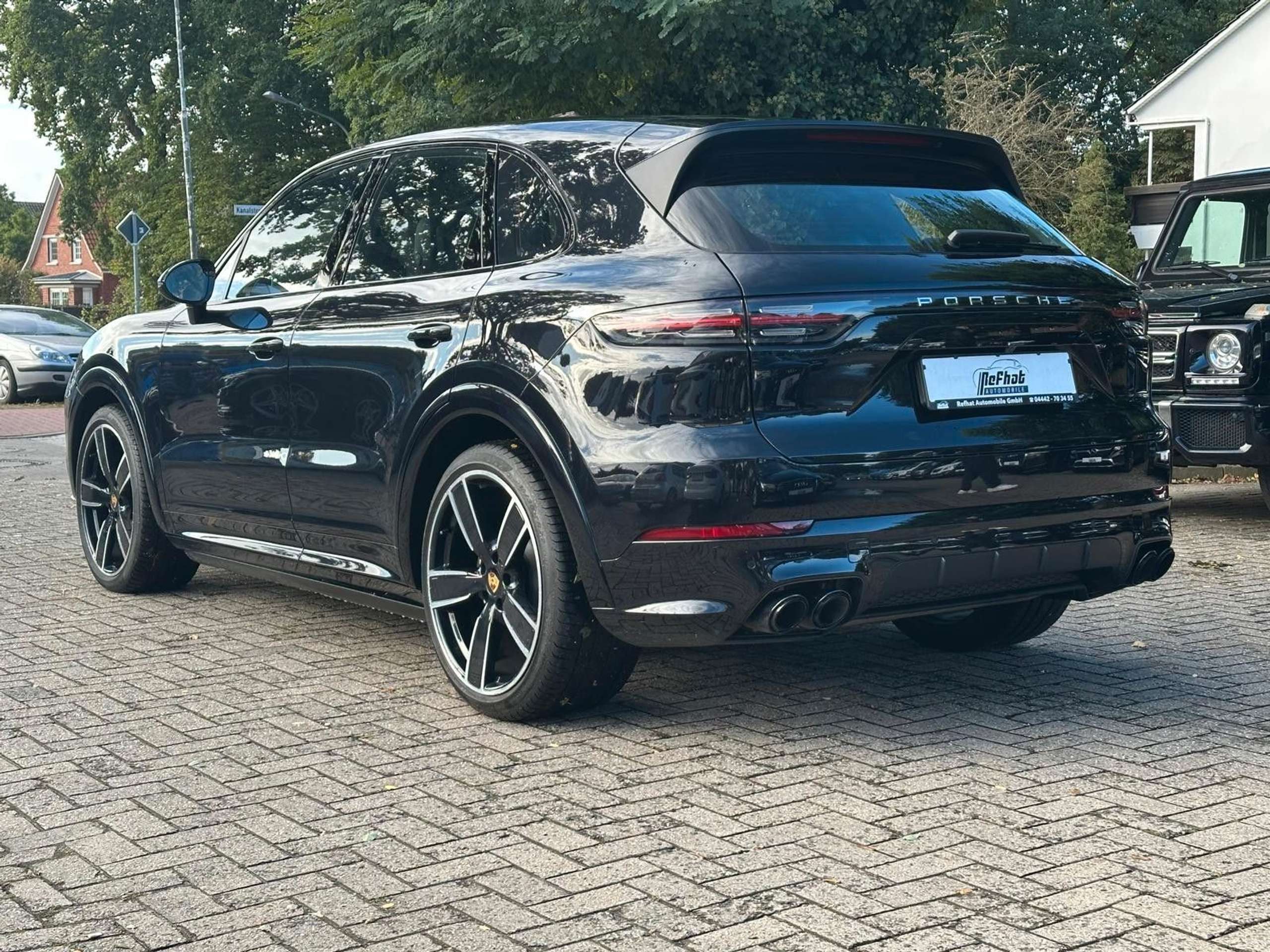 Porsche - Cayenne