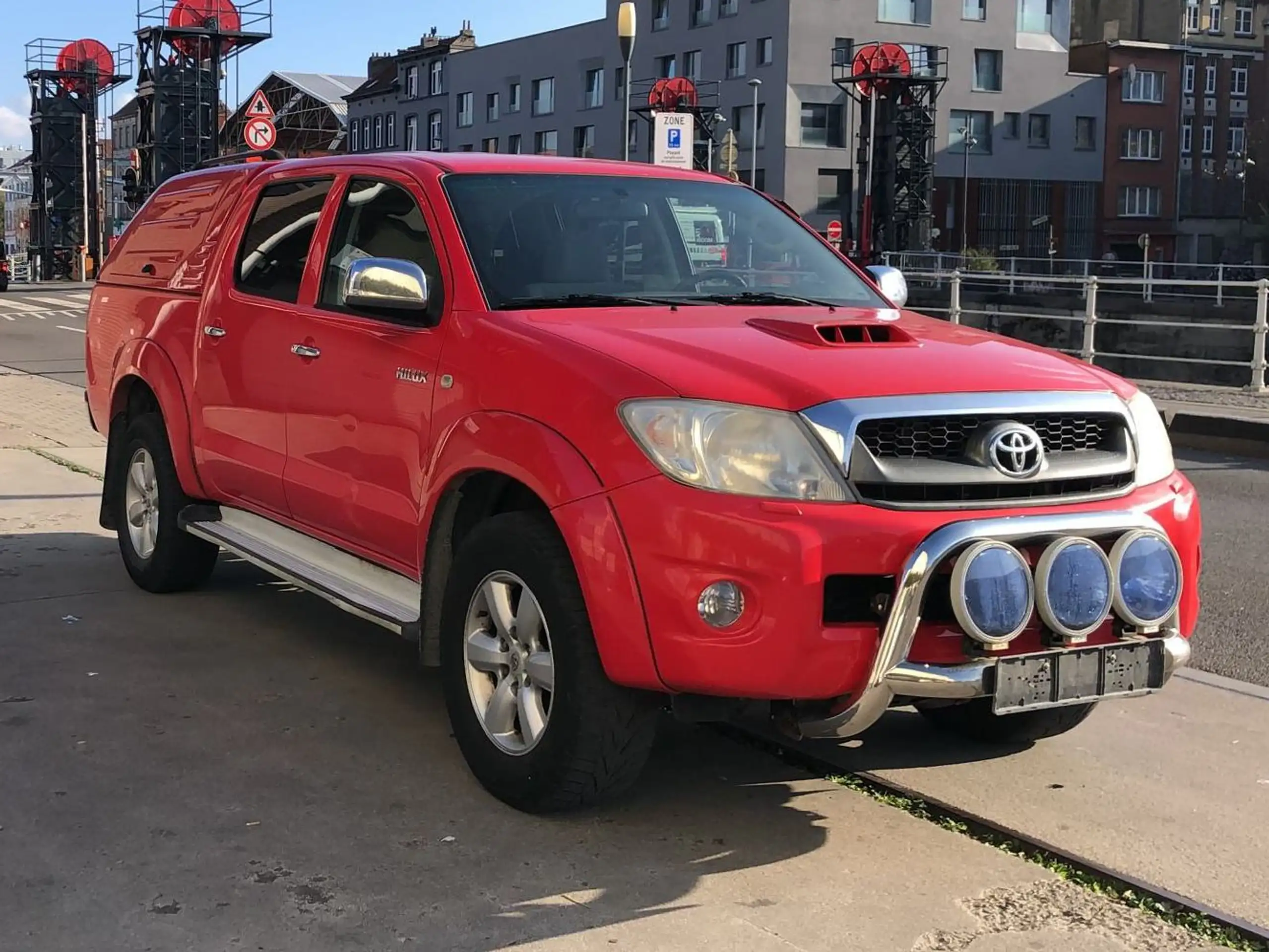 Toyota - Hilux