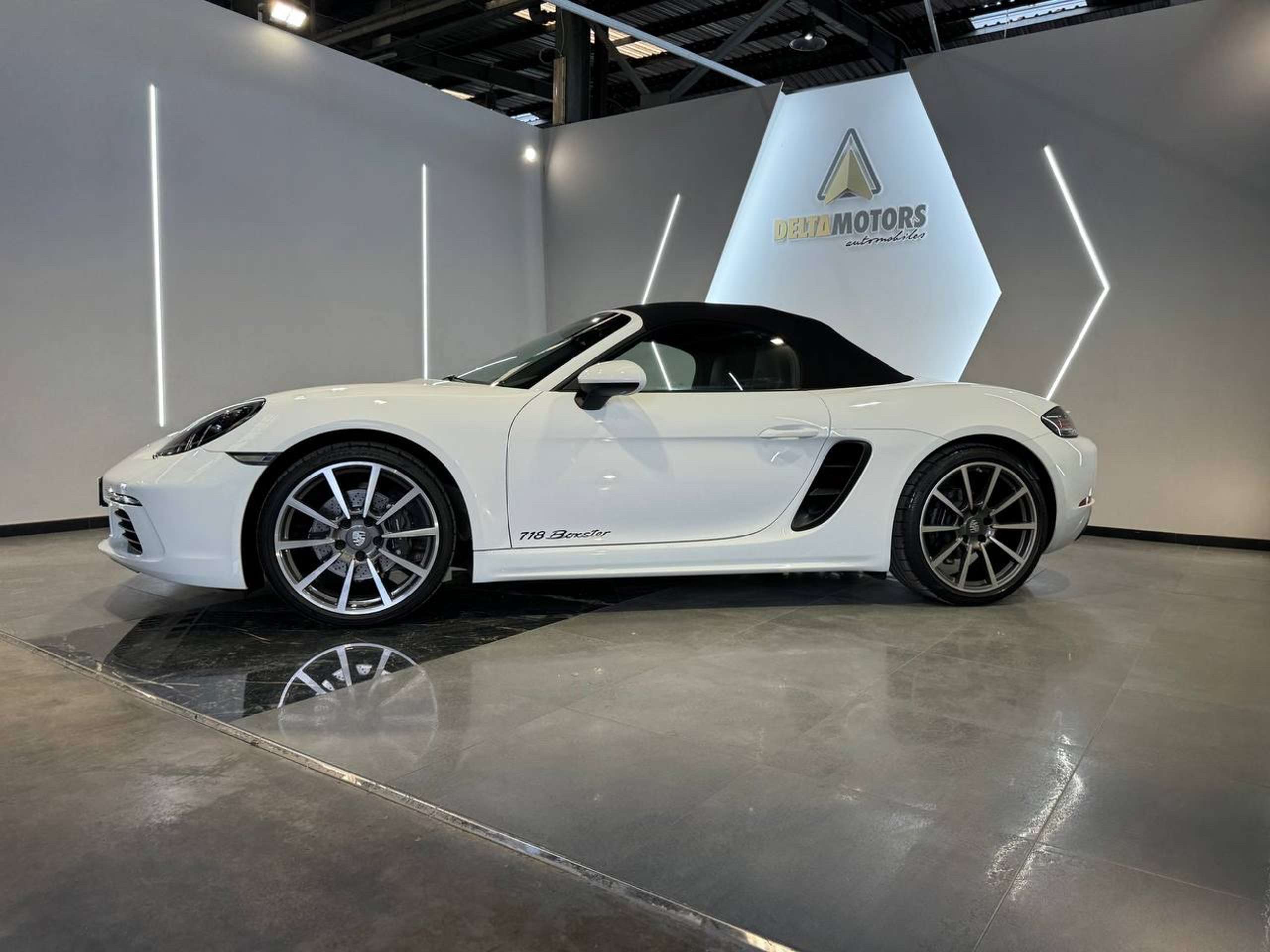 Porsche - Boxster