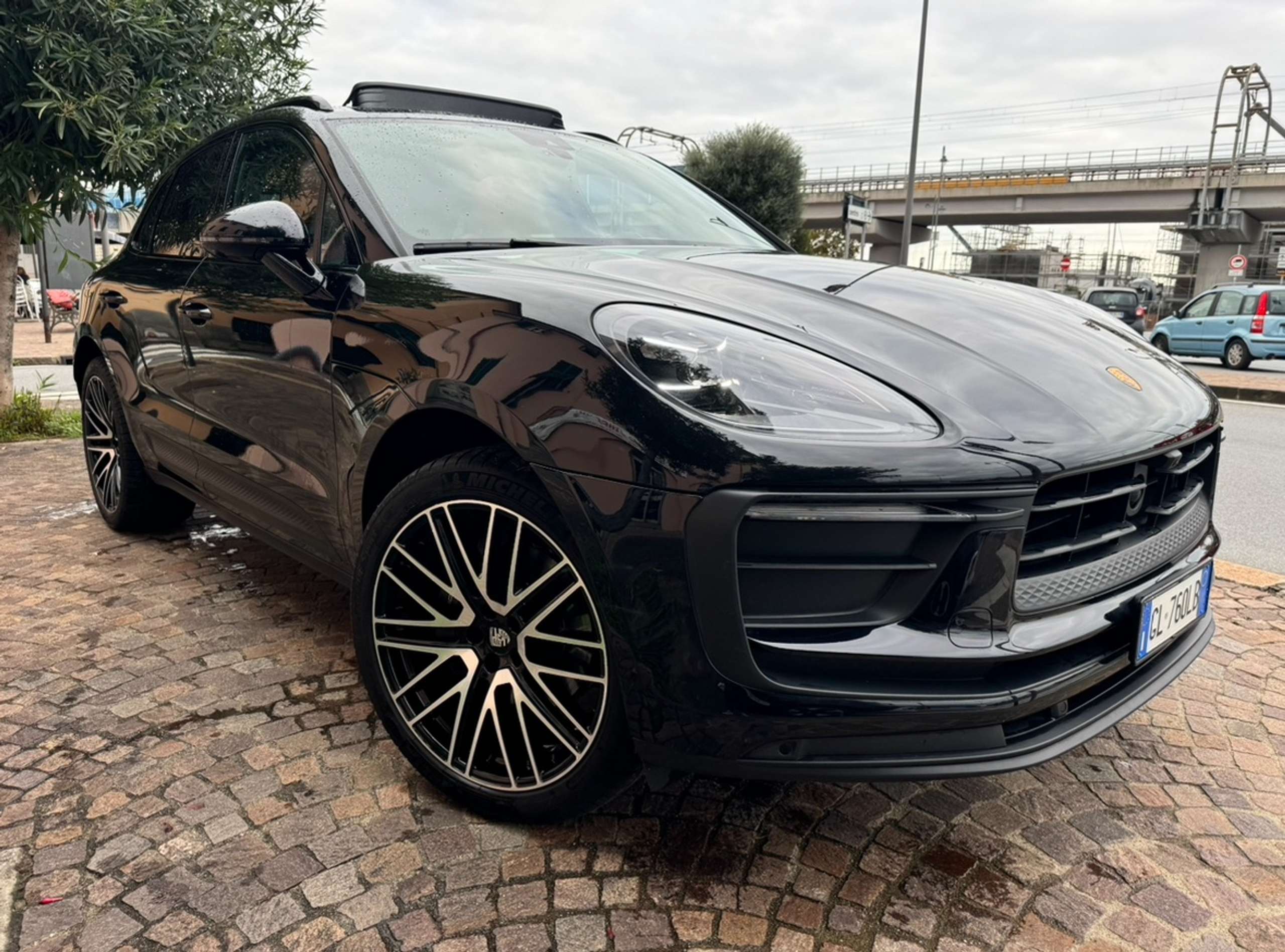 Porsche - Macan