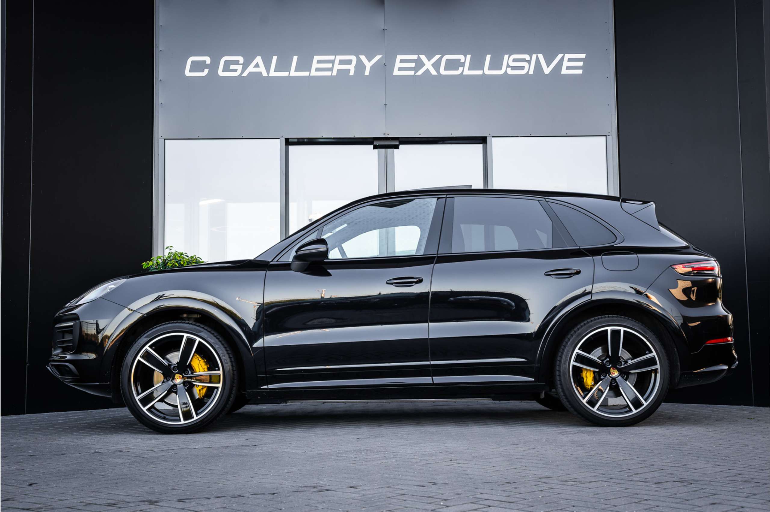 Porsche - Cayenne