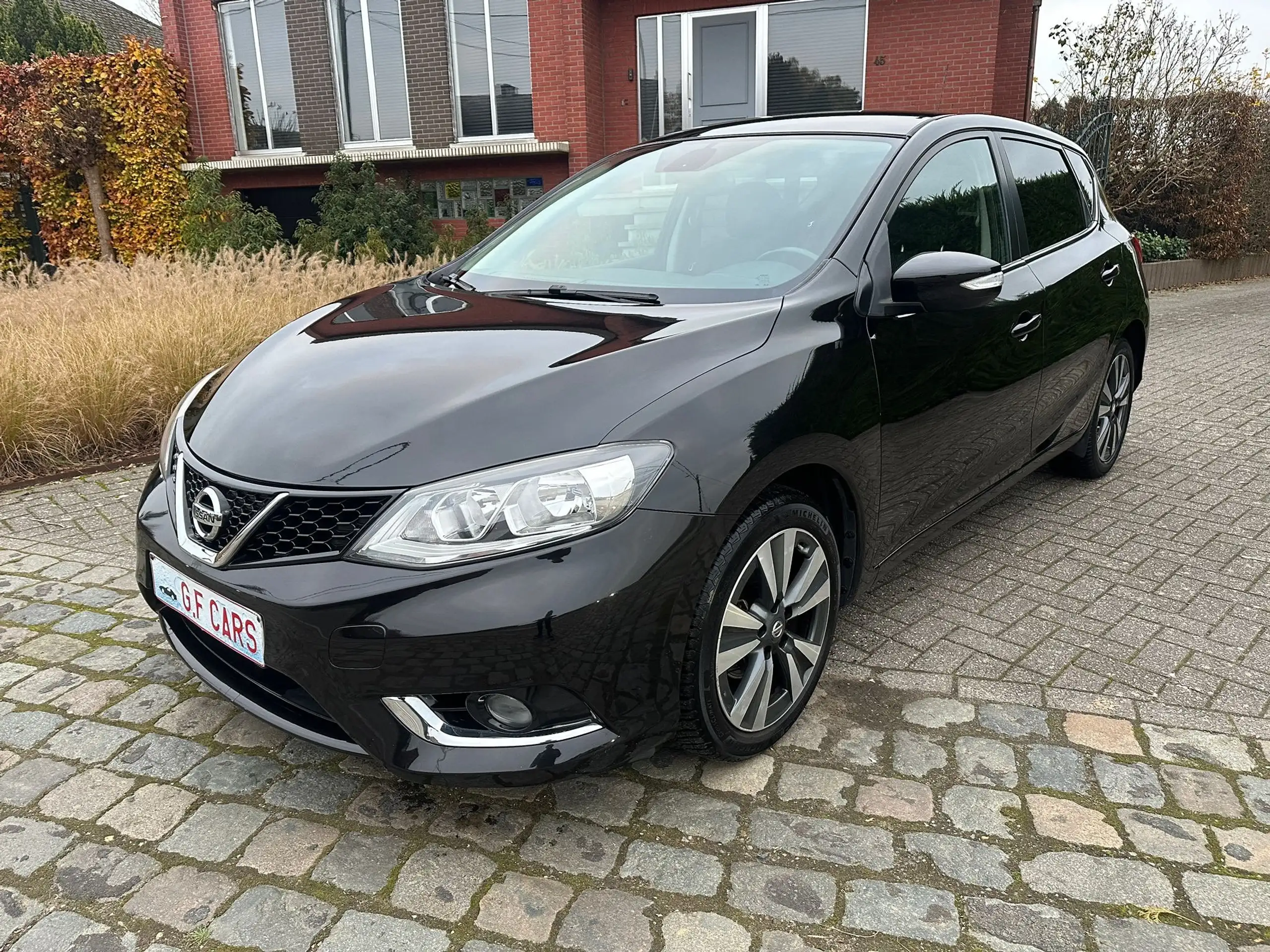 Nissan - Pulsar