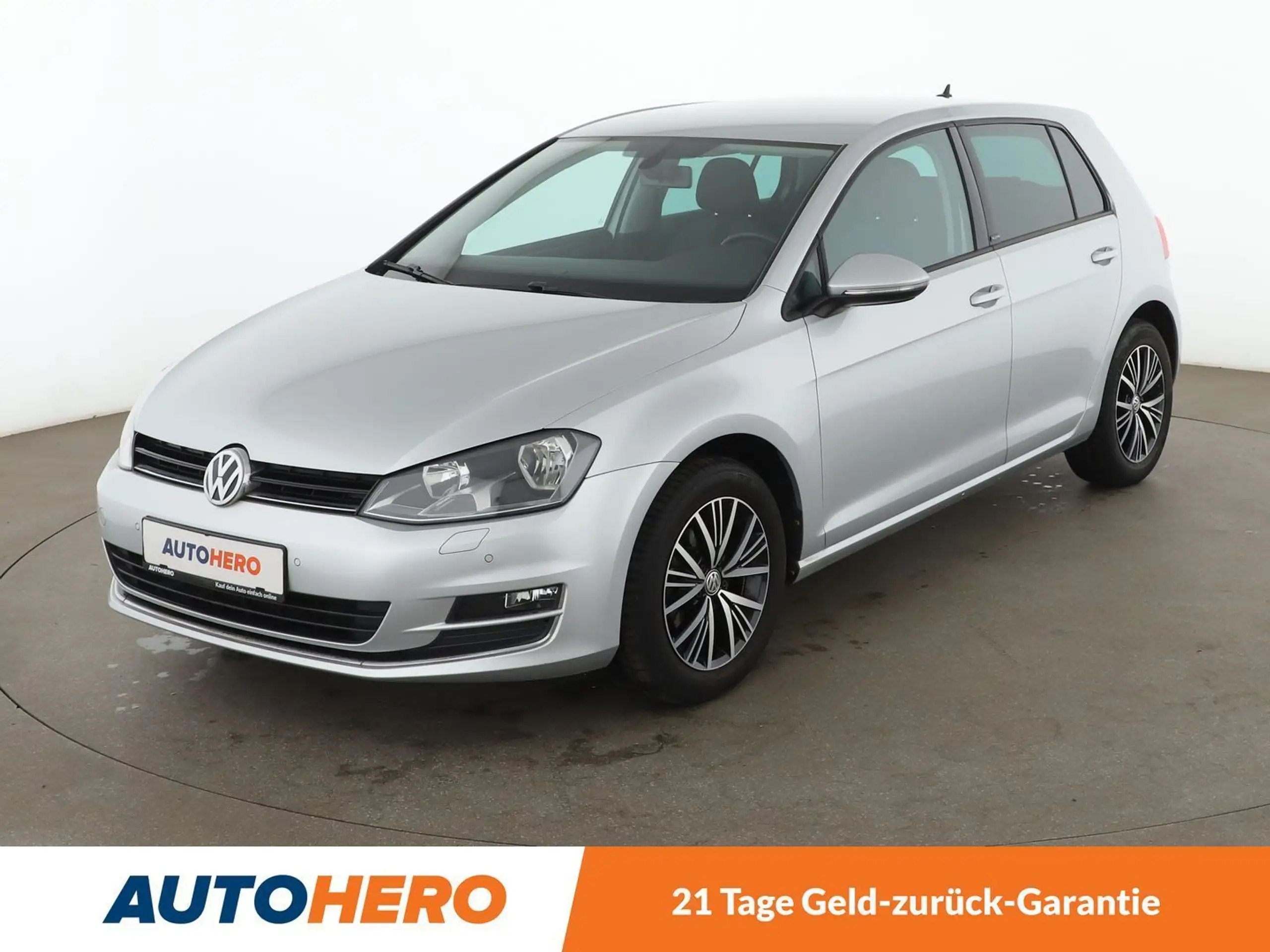 Volkswagen - Golf