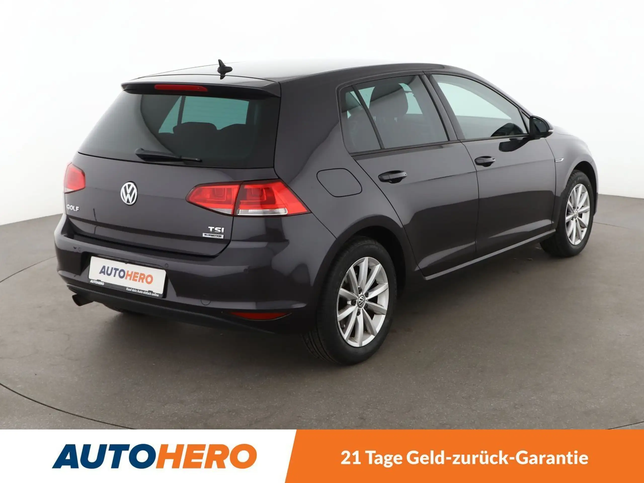 Volkswagen - Golf