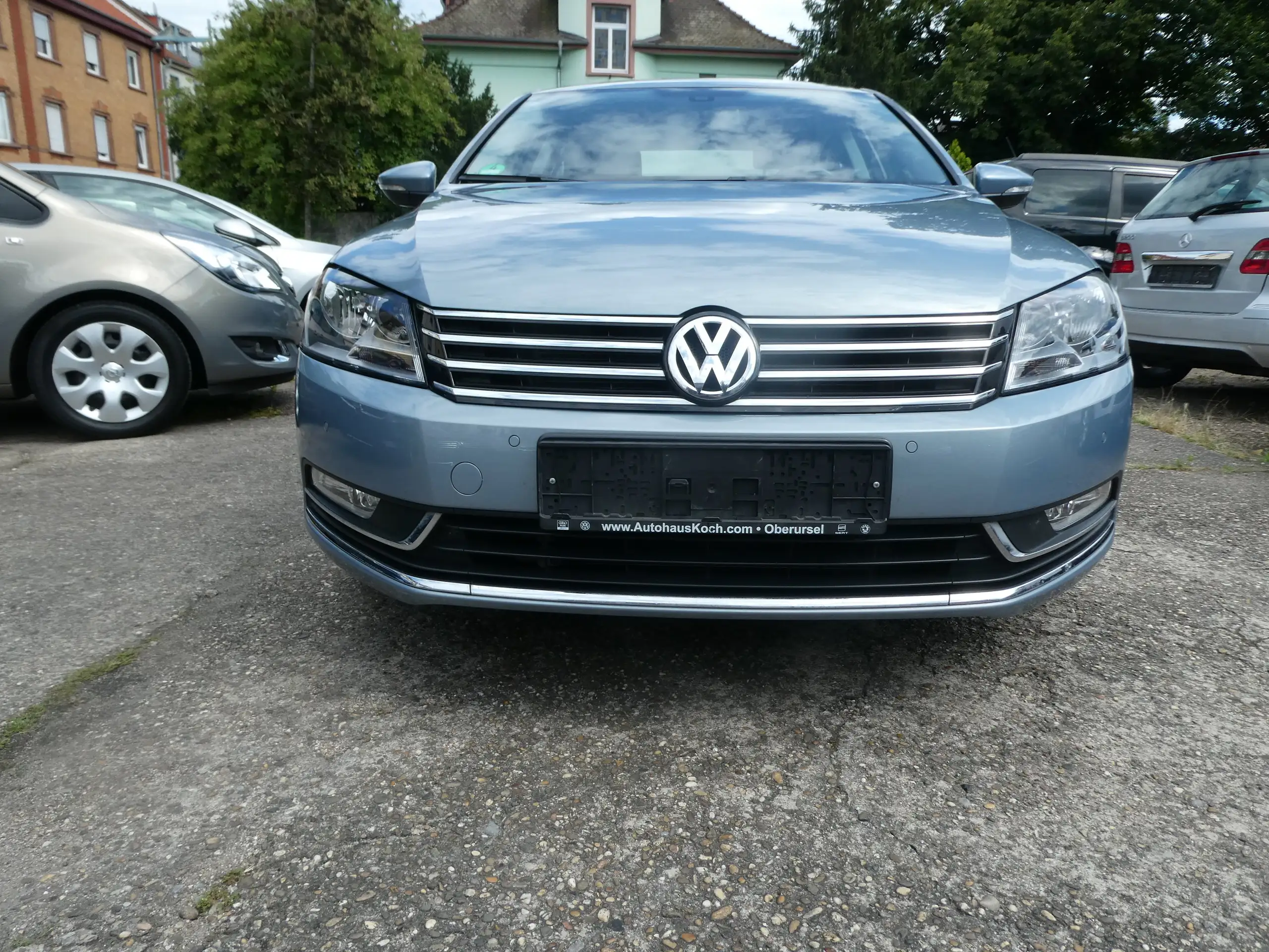 Volkswagen - Passat