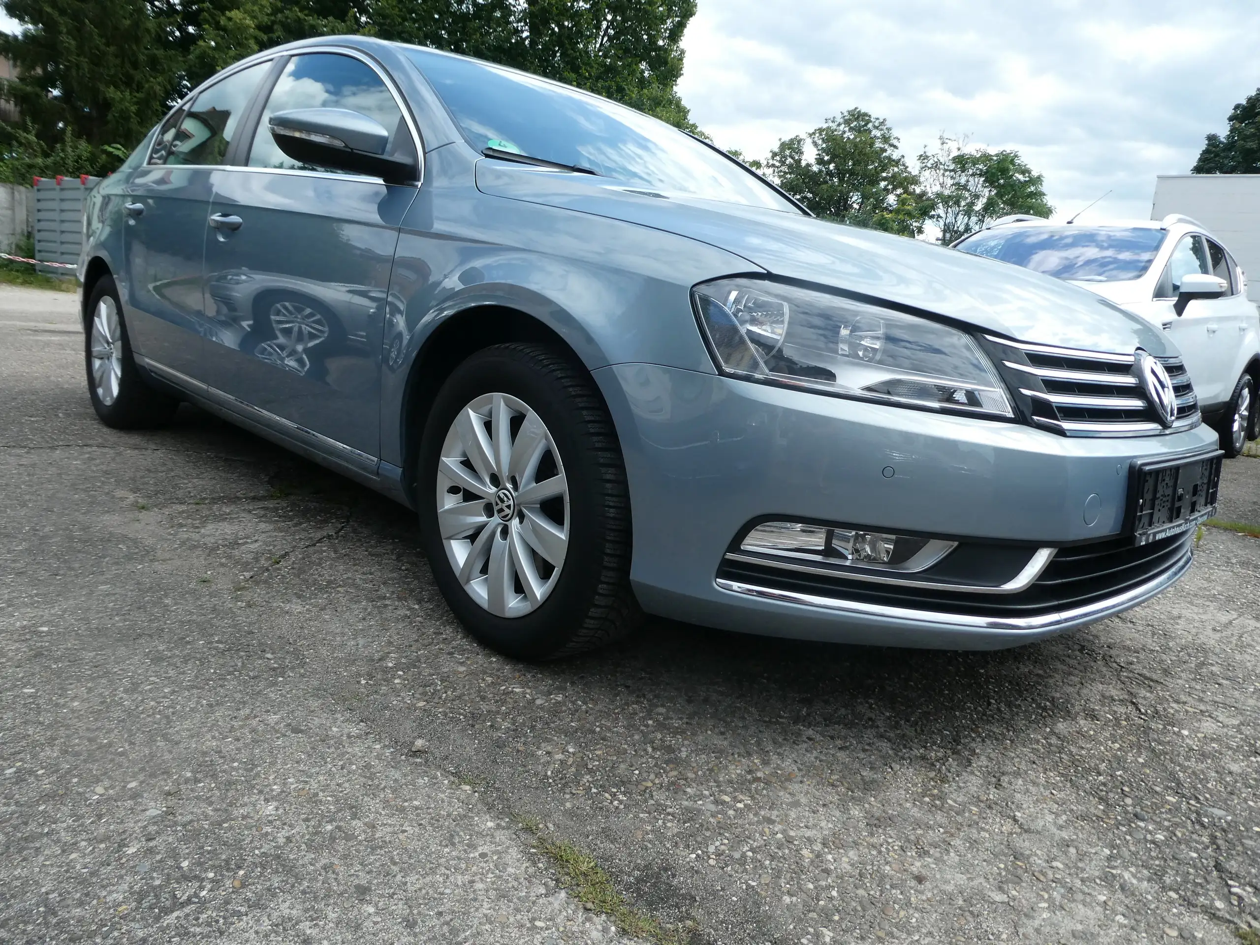 Volkswagen - Passat