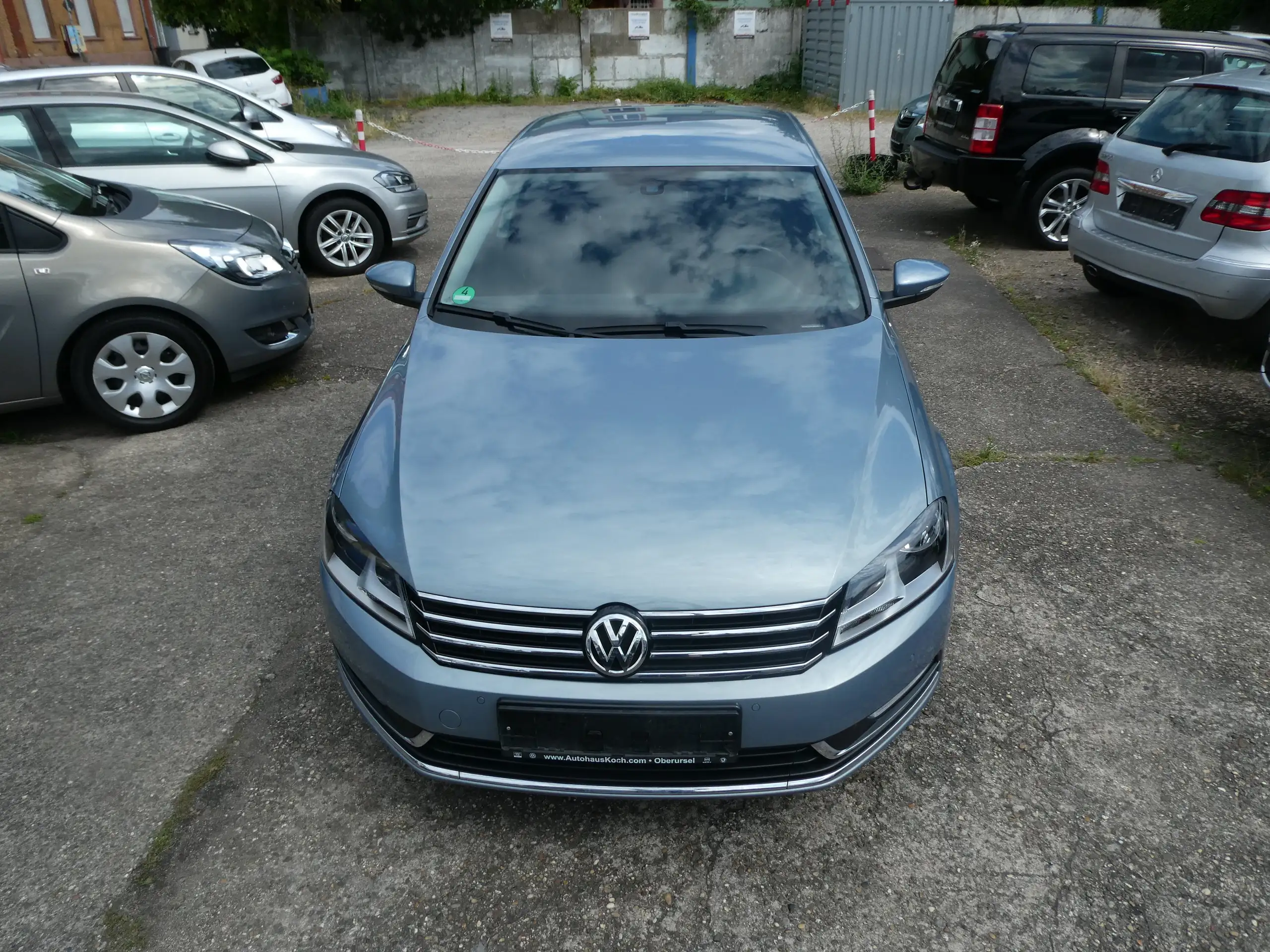 Volkswagen - Passat