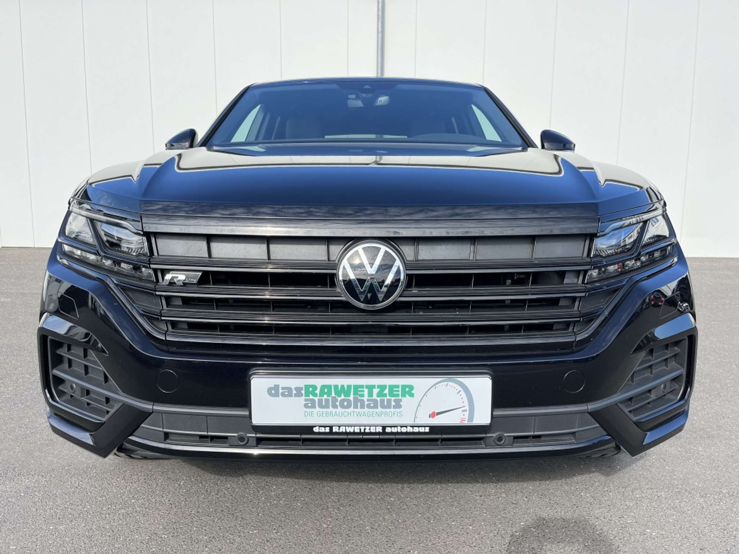 Volkswagen - Touareg