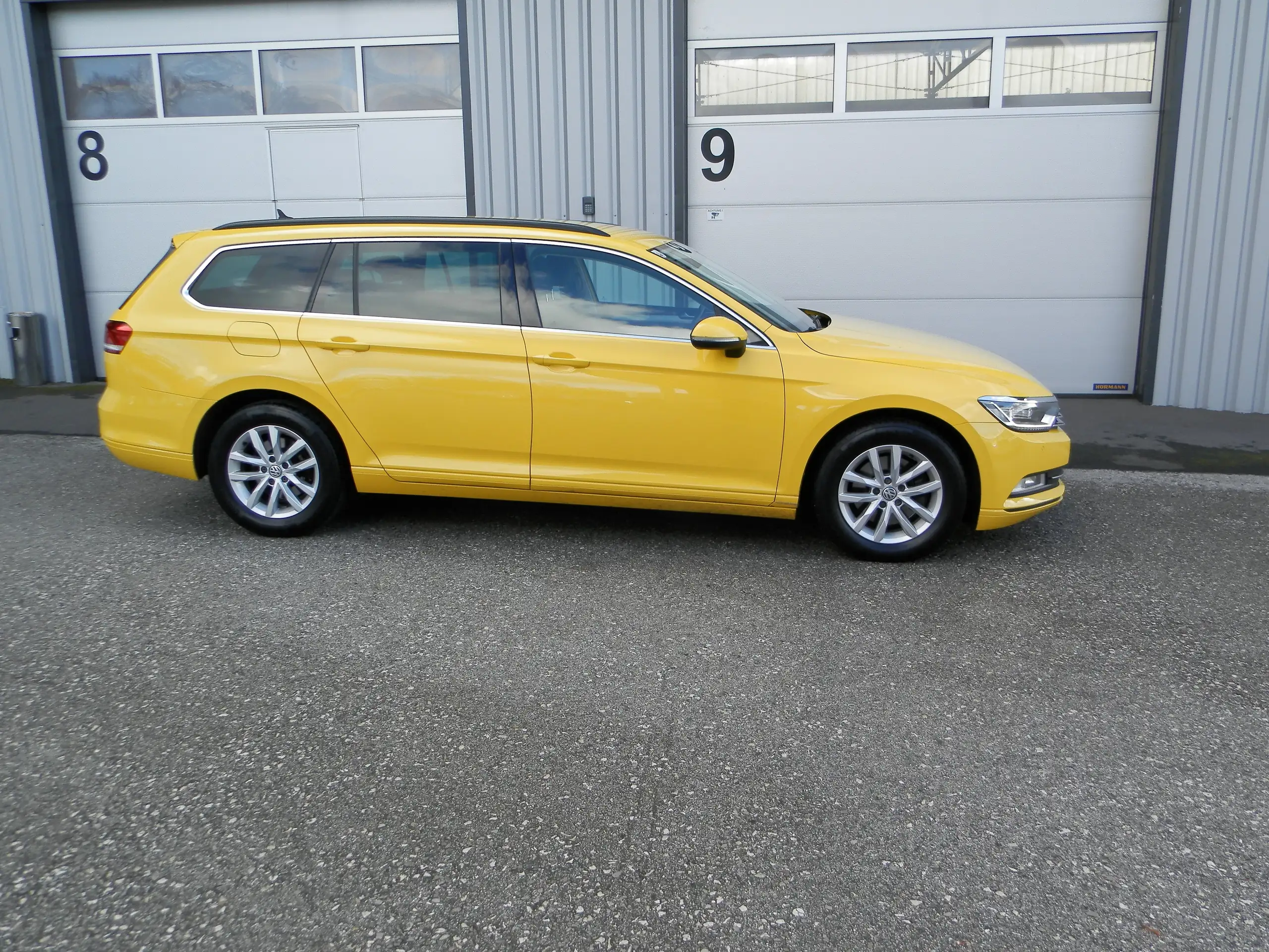 Volkswagen - Passat Variant