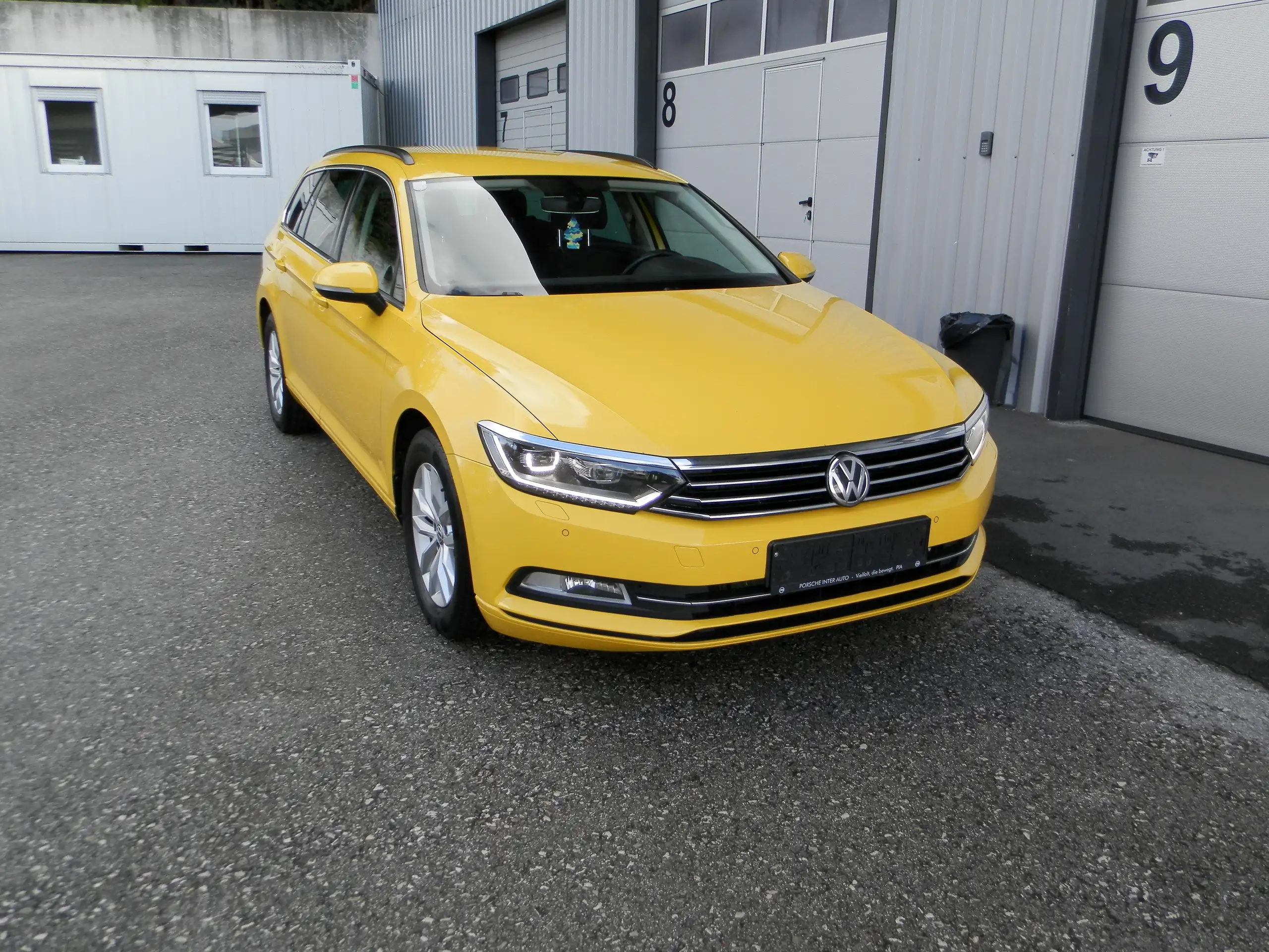 Volkswagen - Passat Variant