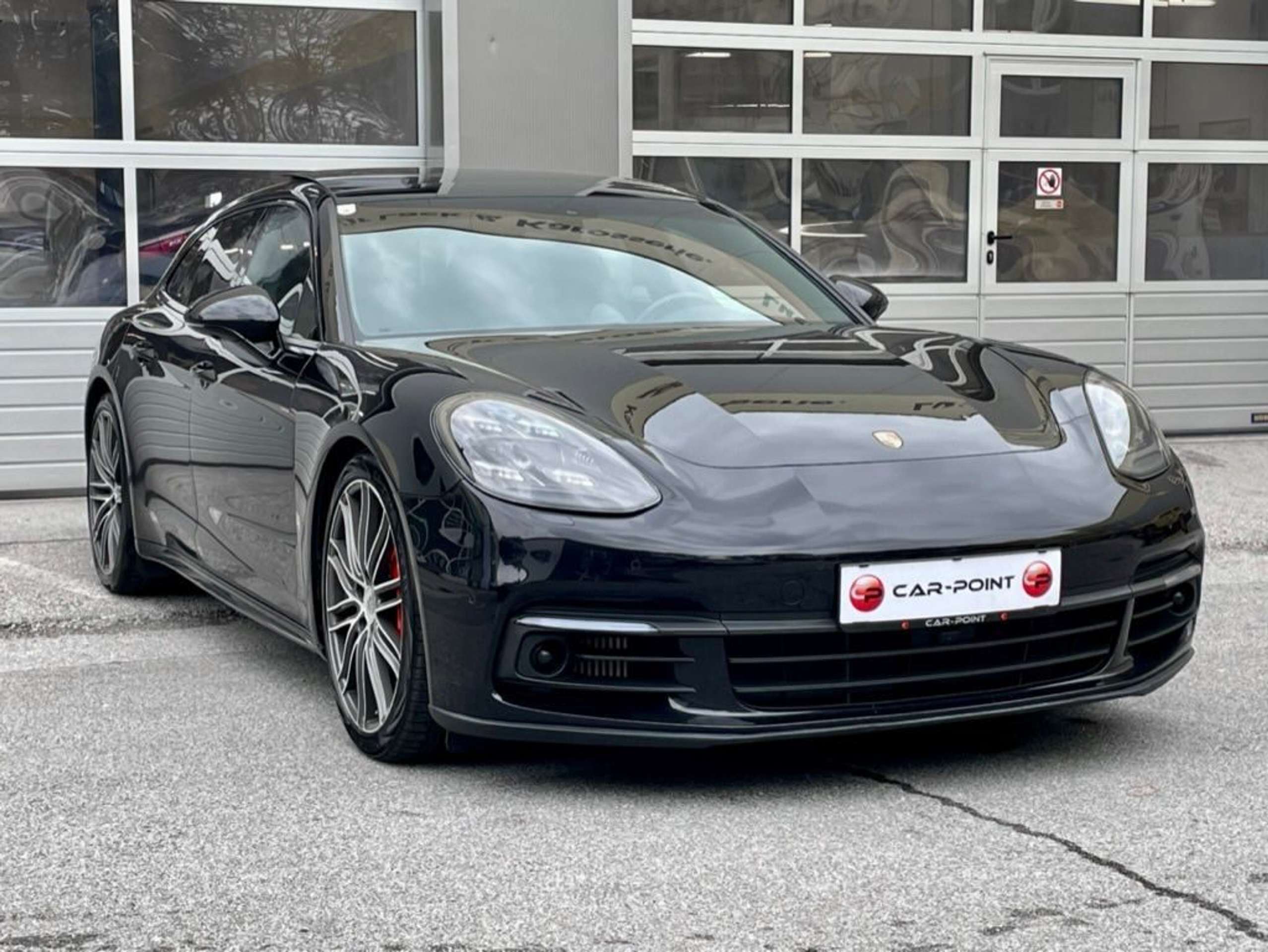 Porsche - Panamera