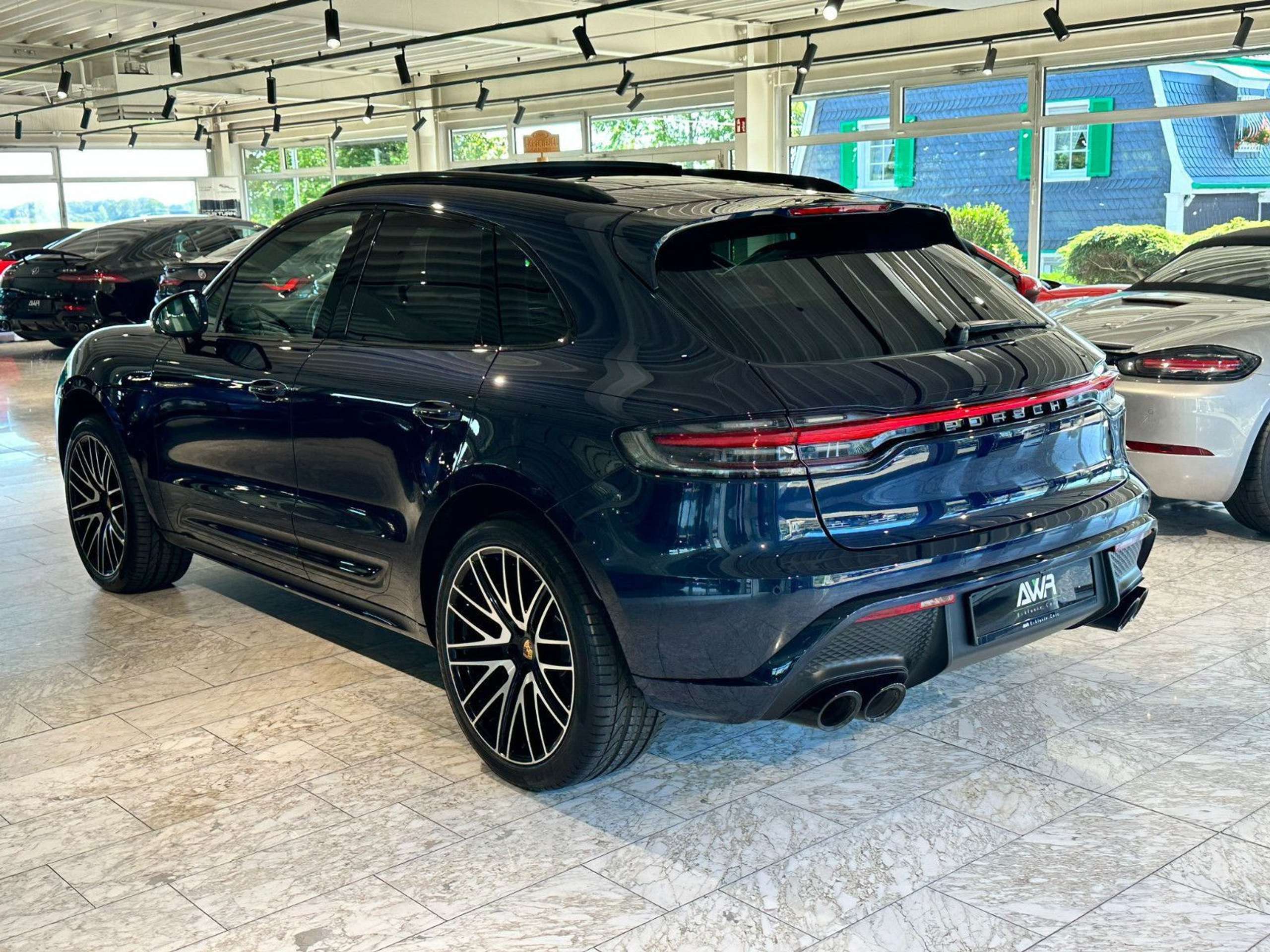 Porsche - Macan